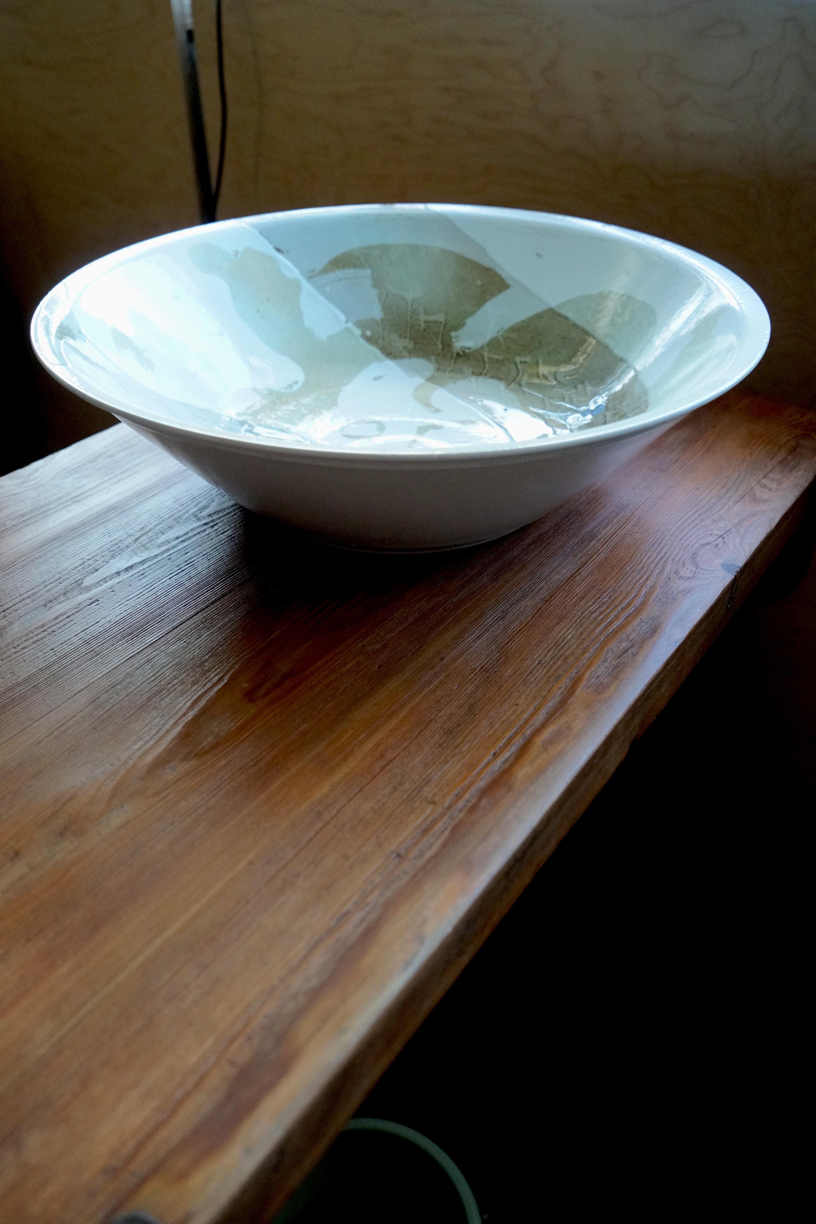 Scandinavian Modern Carl-Harry Stålhane, a large stoneware bowl For Sale