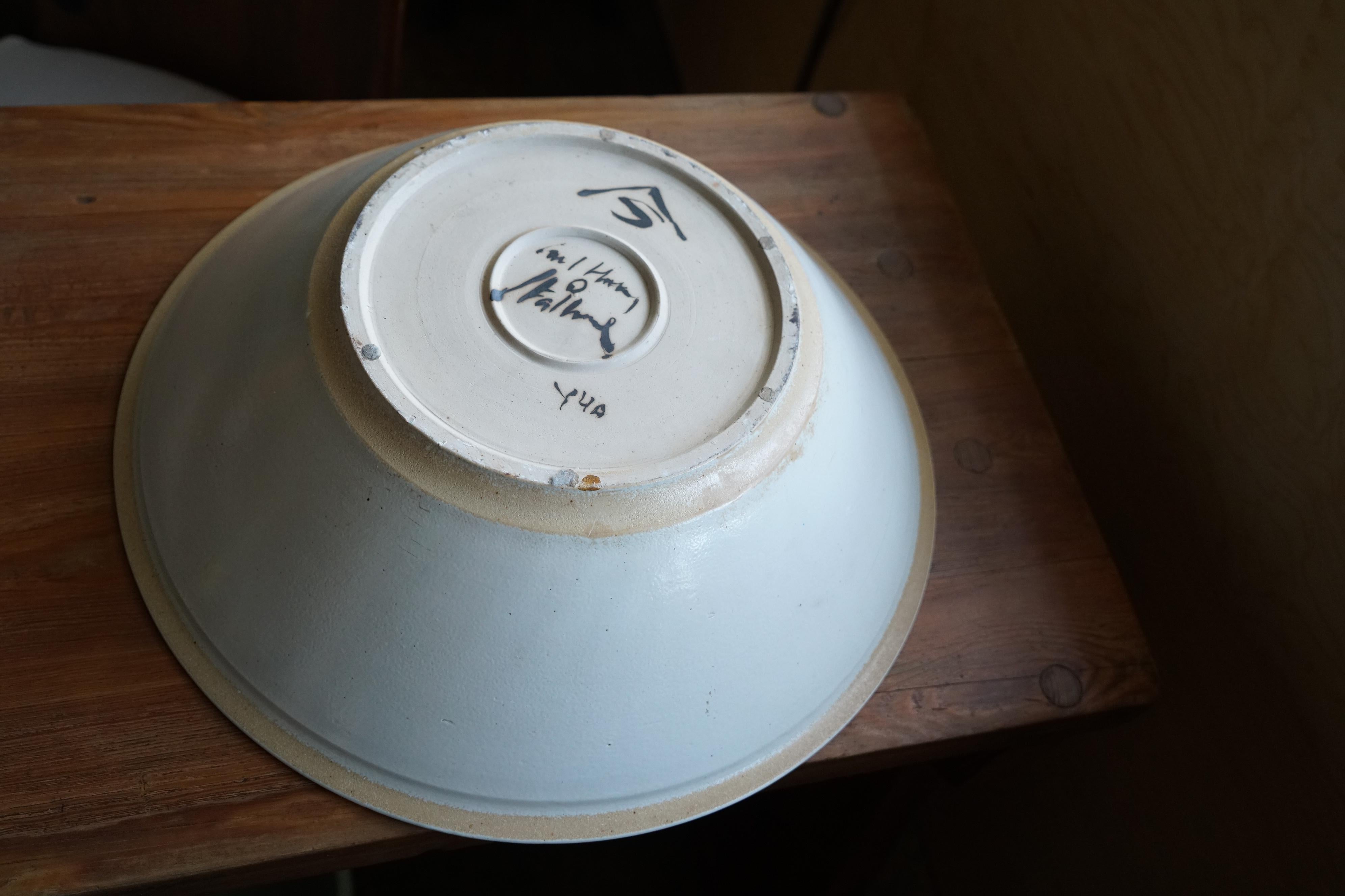 Mid-20th Century Carl-Harry Stålhane, a large stoneware bowl For Sale