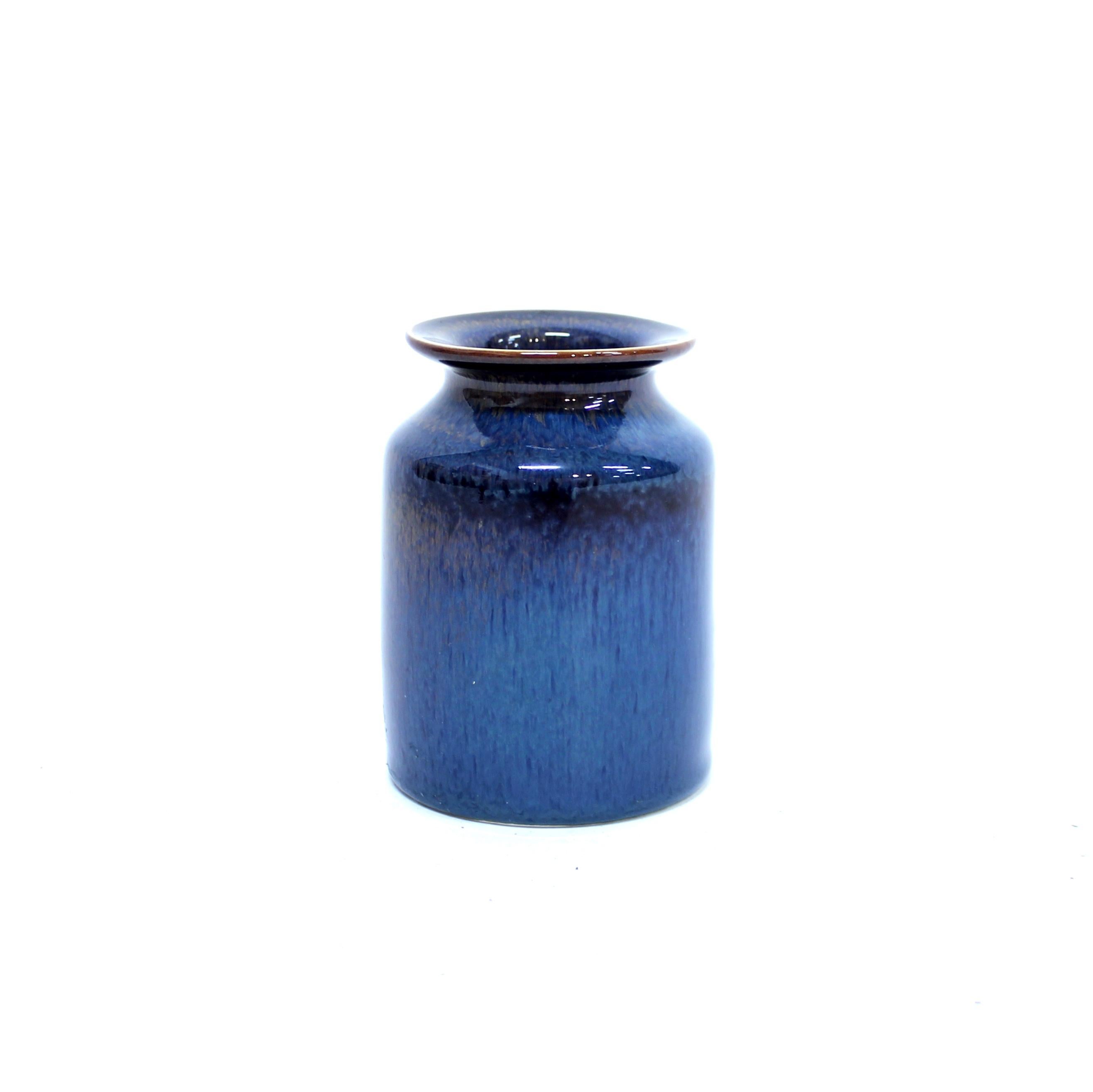 Scandinave moderne Carl-Harry Stålhane, vase émaillé bleu en fourrure de lièvre, Rörstrand, années 1950 en vente