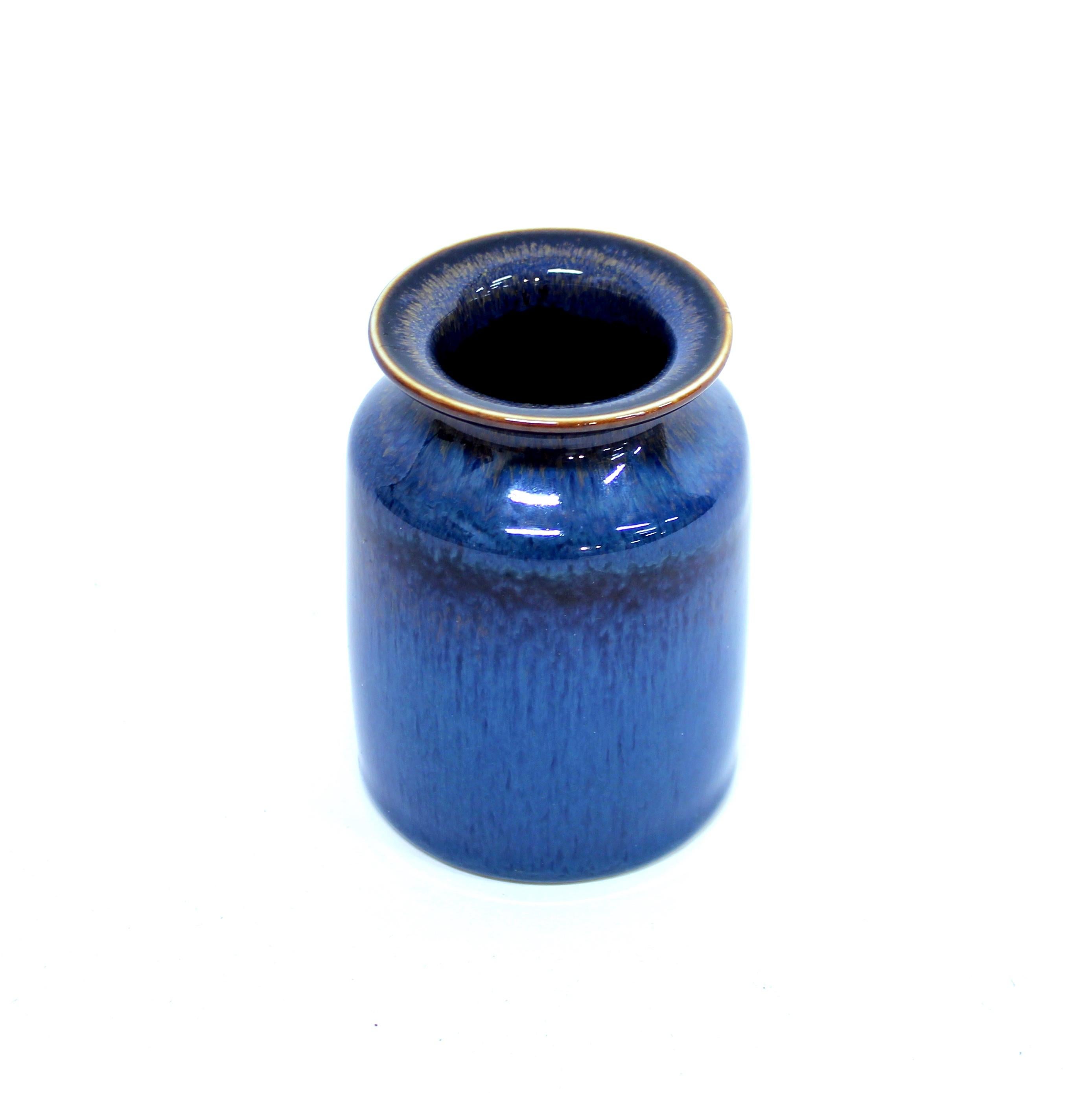 20ième siècle Carl-Harry Stålhane, vase émaillé bleu en fourrure de lièvre, Rörstrand, années 1950 en vente