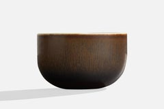 Carl-Harry Stålhane, Bowl, Stoneware, Sweden, 1950s