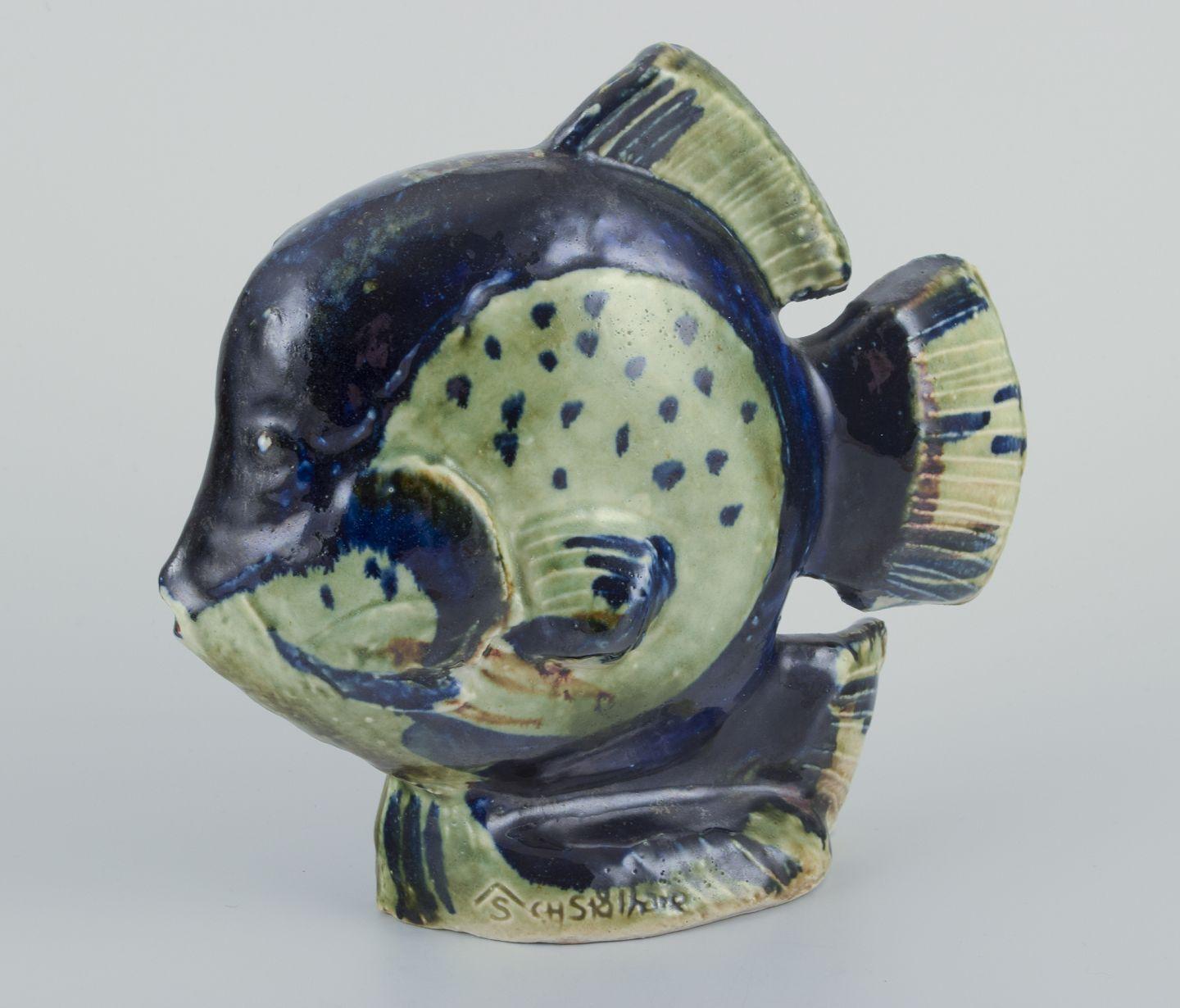 Carl Harry Stålhane for Designhuset. Unique sculpture of fish in stoneware. In Excellent Condition For Sale In København, Copenhagen