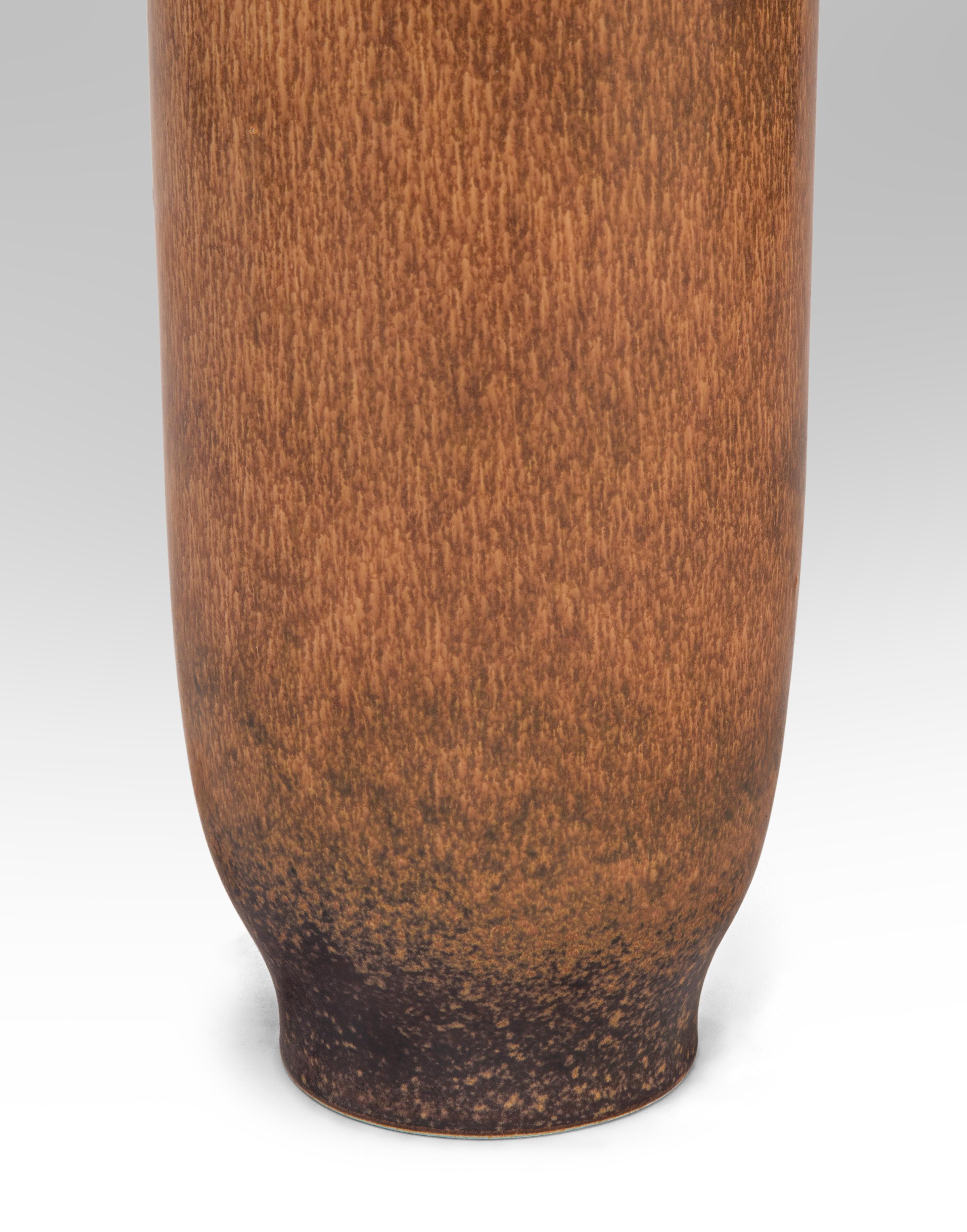 Carl Harry Stålhane, for Rörstrand, a Swedish Brown Glazed Earthenware Lamp In Excellent Condition In New York, NY
