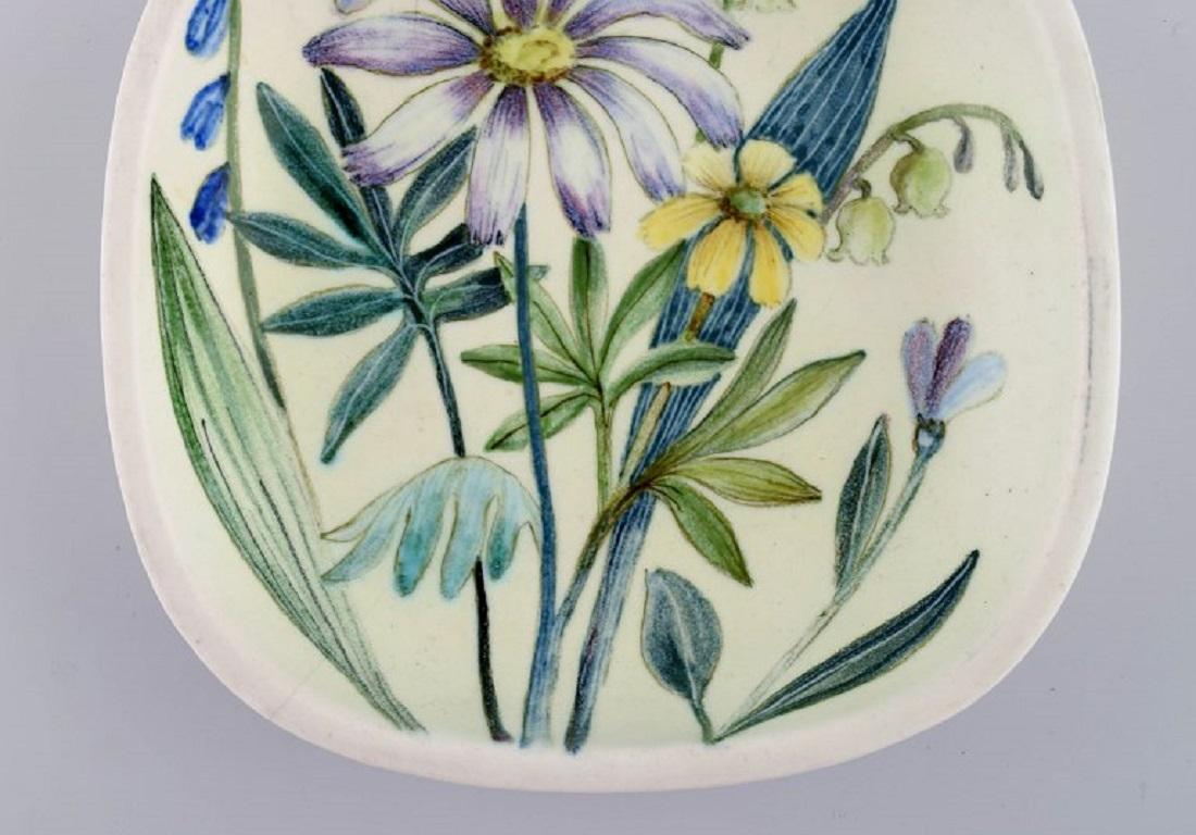 Scandinavian Modern Carl Harry Stålhane for Rörstrand, Bowl in Glazed Ceramics, Mid-20th C For Sale