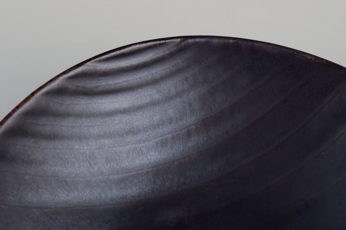 Carl-Harry Stålhane para Rörstrand. Cuenco de cerámica de diseño modernista. en Excelente estado para la venta en Copenhagen, DK