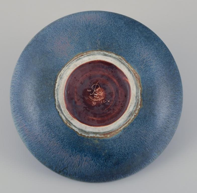 20th Century Carl Harry Stålhane for Rörstrand. Large ceramic bowl. Glazed in blue shades.
