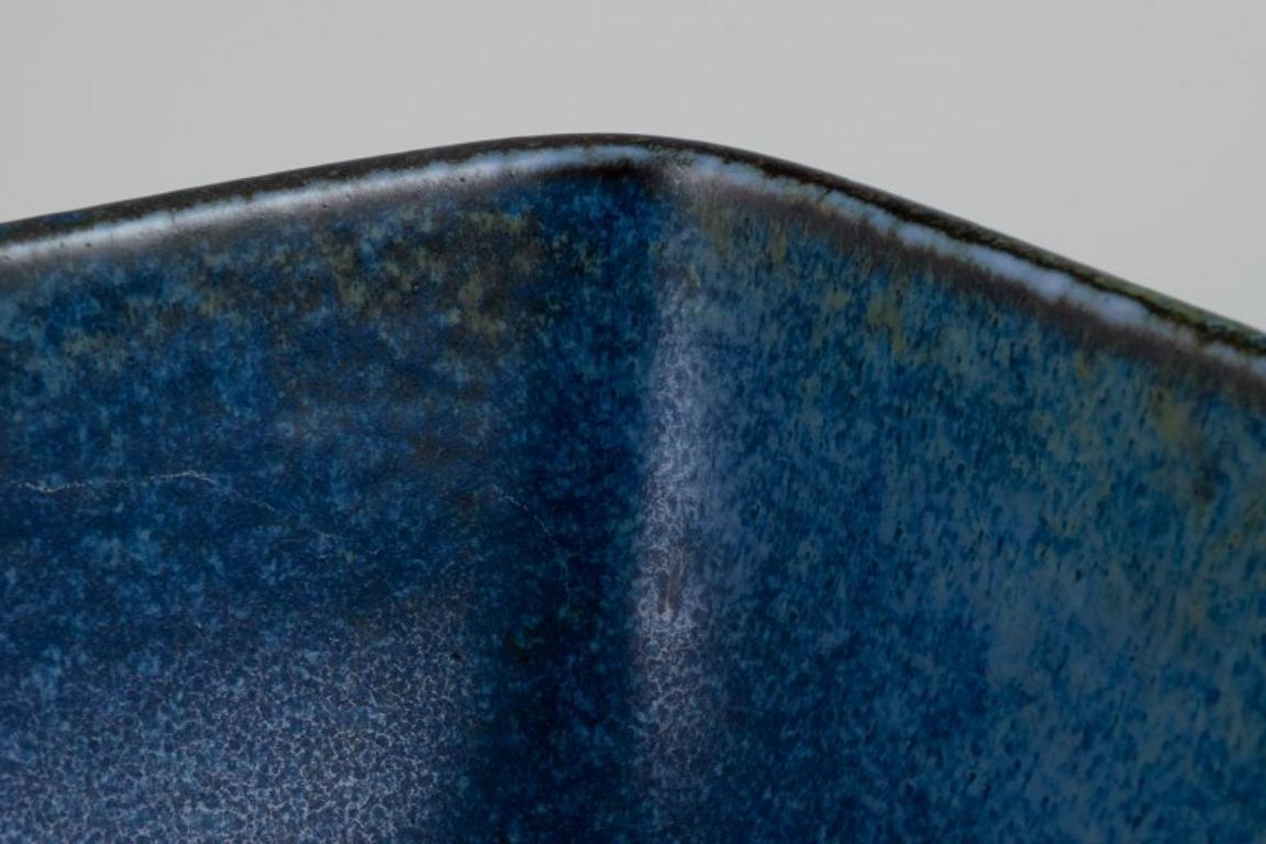 Glazed Carl Harry Stålhane for Rörstrand. Large square ceramic bowl. Mid-20th C. For Sale
