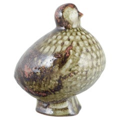 Carl-Harry Stålhane für Rörstrand. Seltene Steingutskulptur eines Vogels. Mitte des 20.