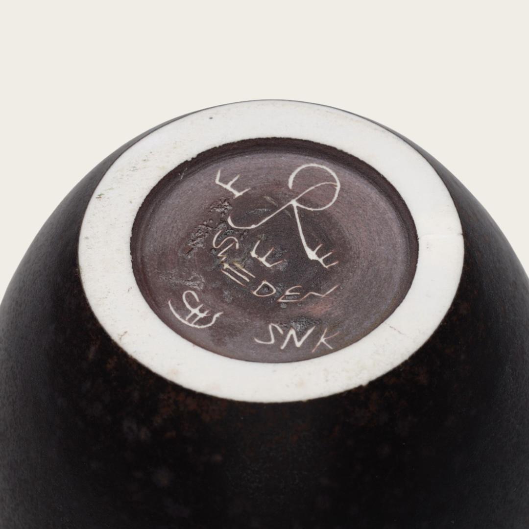 Carl-Harry Stålhane Glazed Oxblood Stoneware Vase for Rörstrand In Good Condition For Sale In Brooklyn, NY