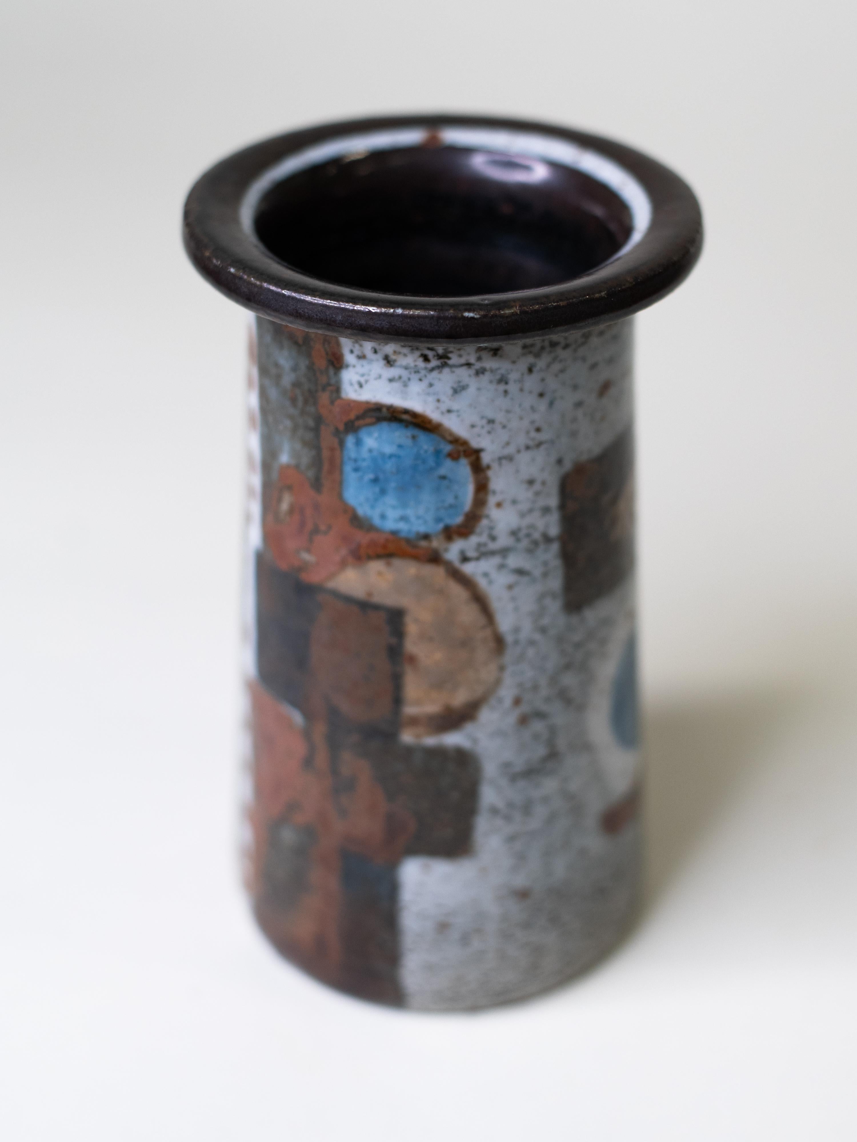 Fin du 20e siècle Carl-Harry Stålhane Vase en grès peint à la main pour Rörstrand, Suède, 1976 en vente