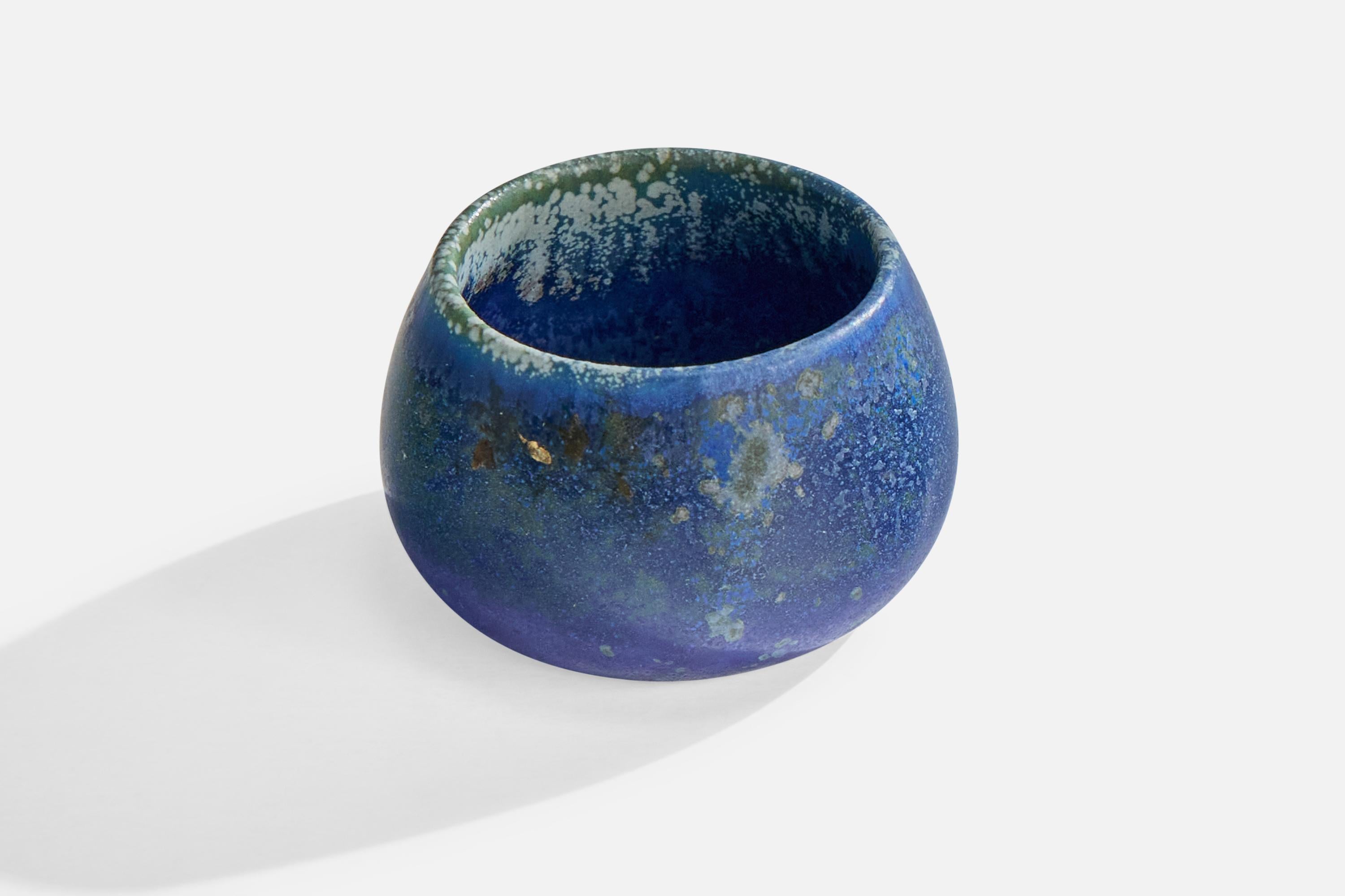 A blue-glazed miniature stoneware bowl designed by Carl-Harry Stålhane and produced by Rörstrand, Sweden, 1950s.

Wear consistent with age and use

Overall Dimensions (inches): 1.25