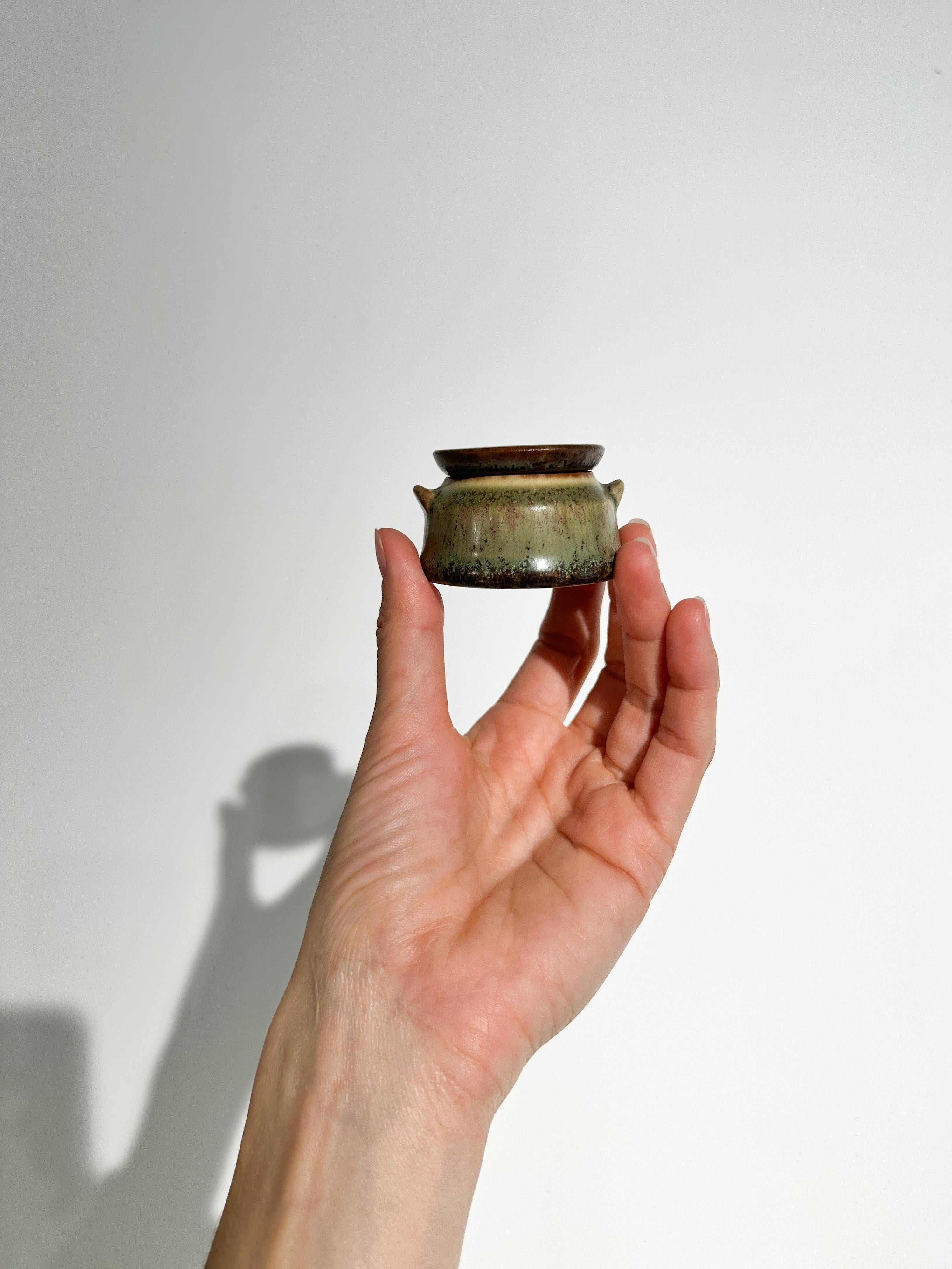 Scandinavo moderno Carl Harry Stalhane Vaso in miniatura Gres Rörstrand Svezia 1950s 1960s in vendita