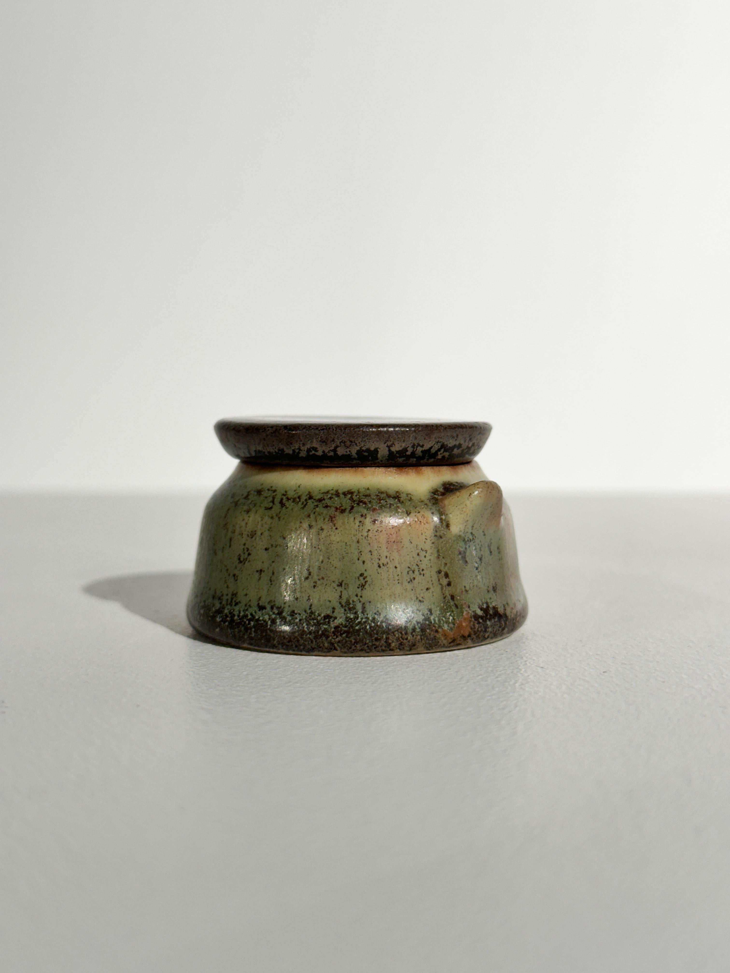 Svedese Carl Harry Stalhane Vaso in miniatura Gres Rörstrand Svezia 1950s 1960s in vendita