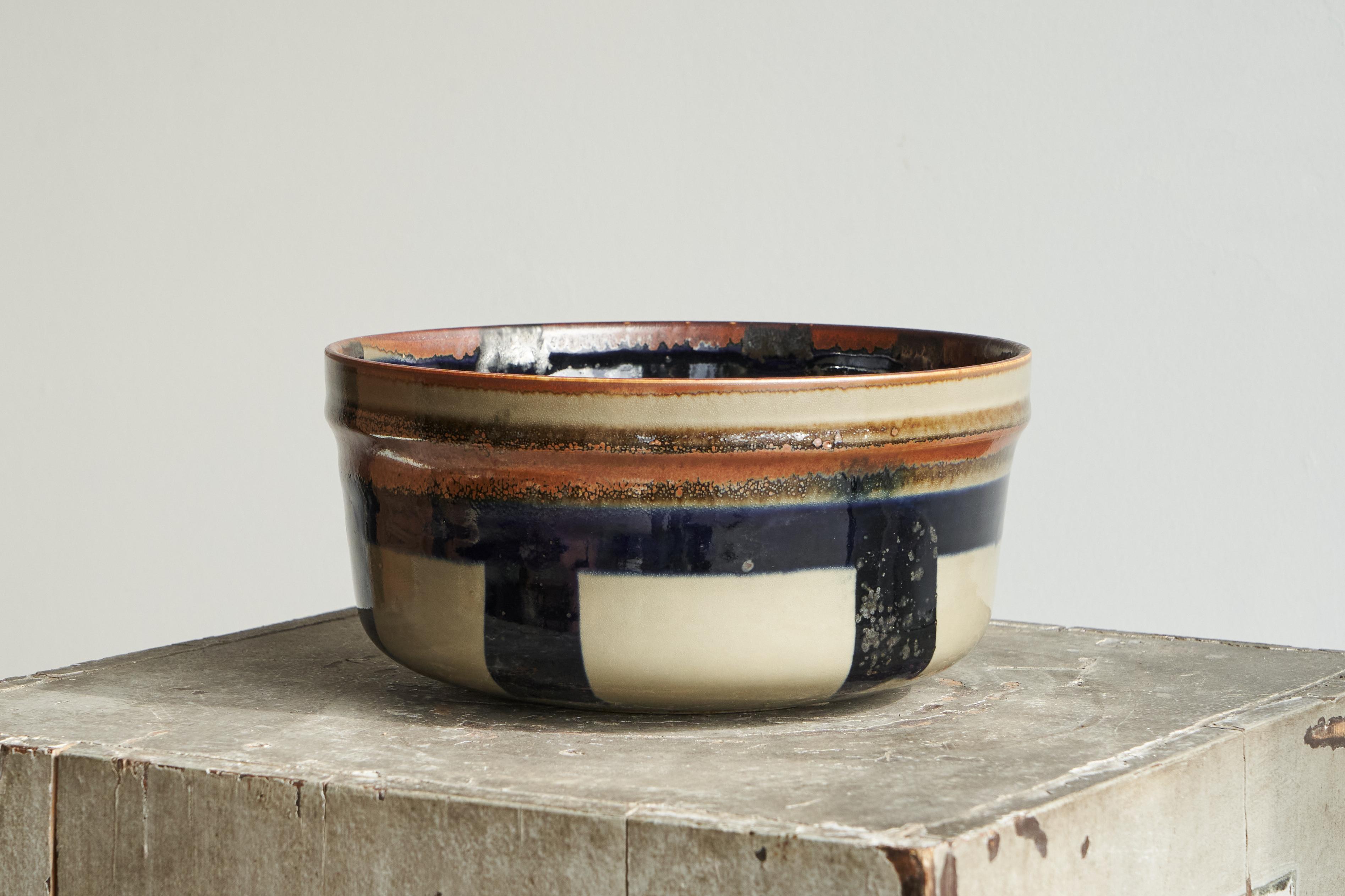 Swedish Carl-Harry Stålhane Rare One-Off Hand Signed Bowl for Rörstrand Sweden 1967 For Sale