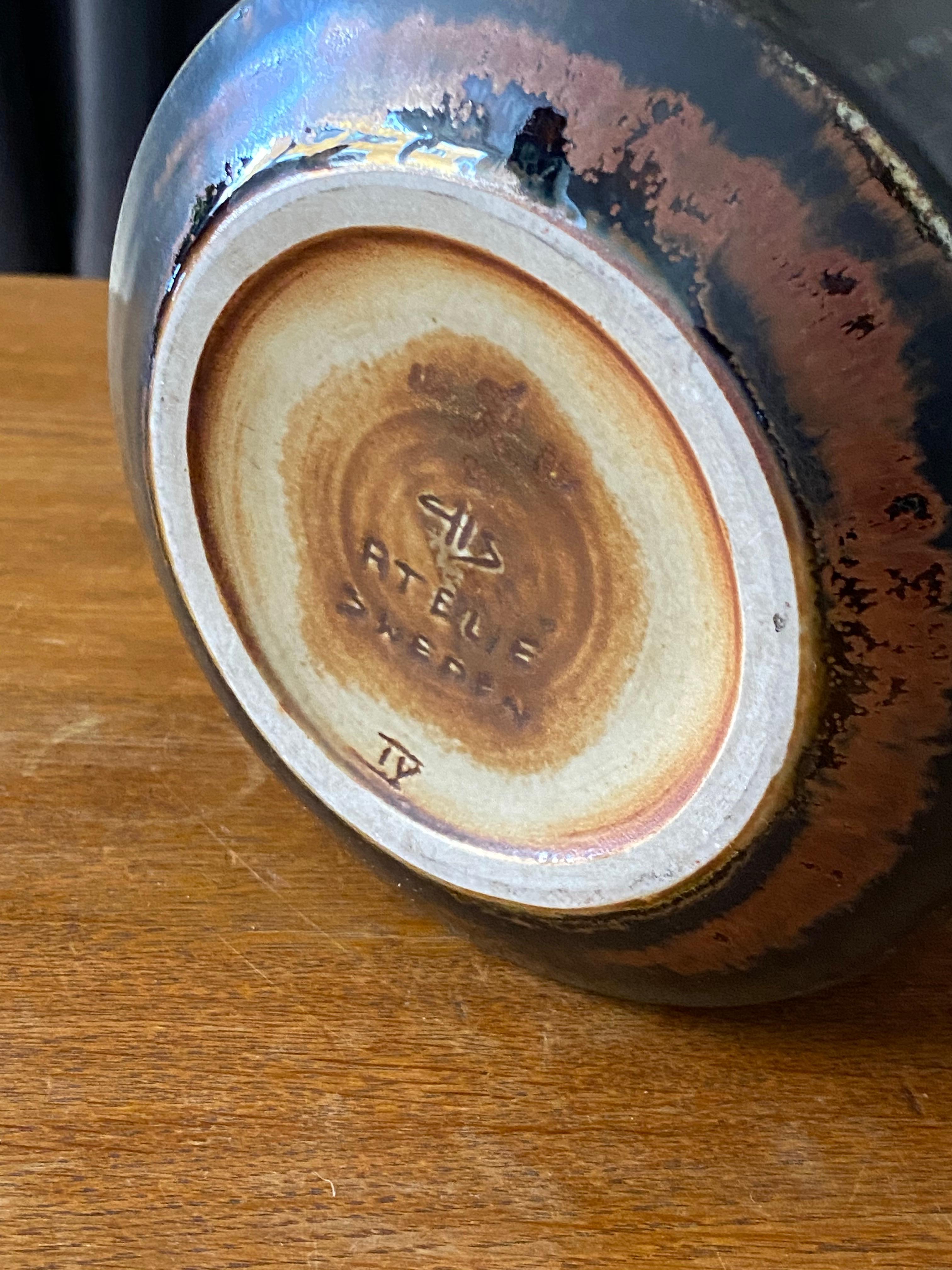 Carl-Harry Stålhane, Rare Stoneware vase, Black Glaze, Rörstrand, 1960s 1