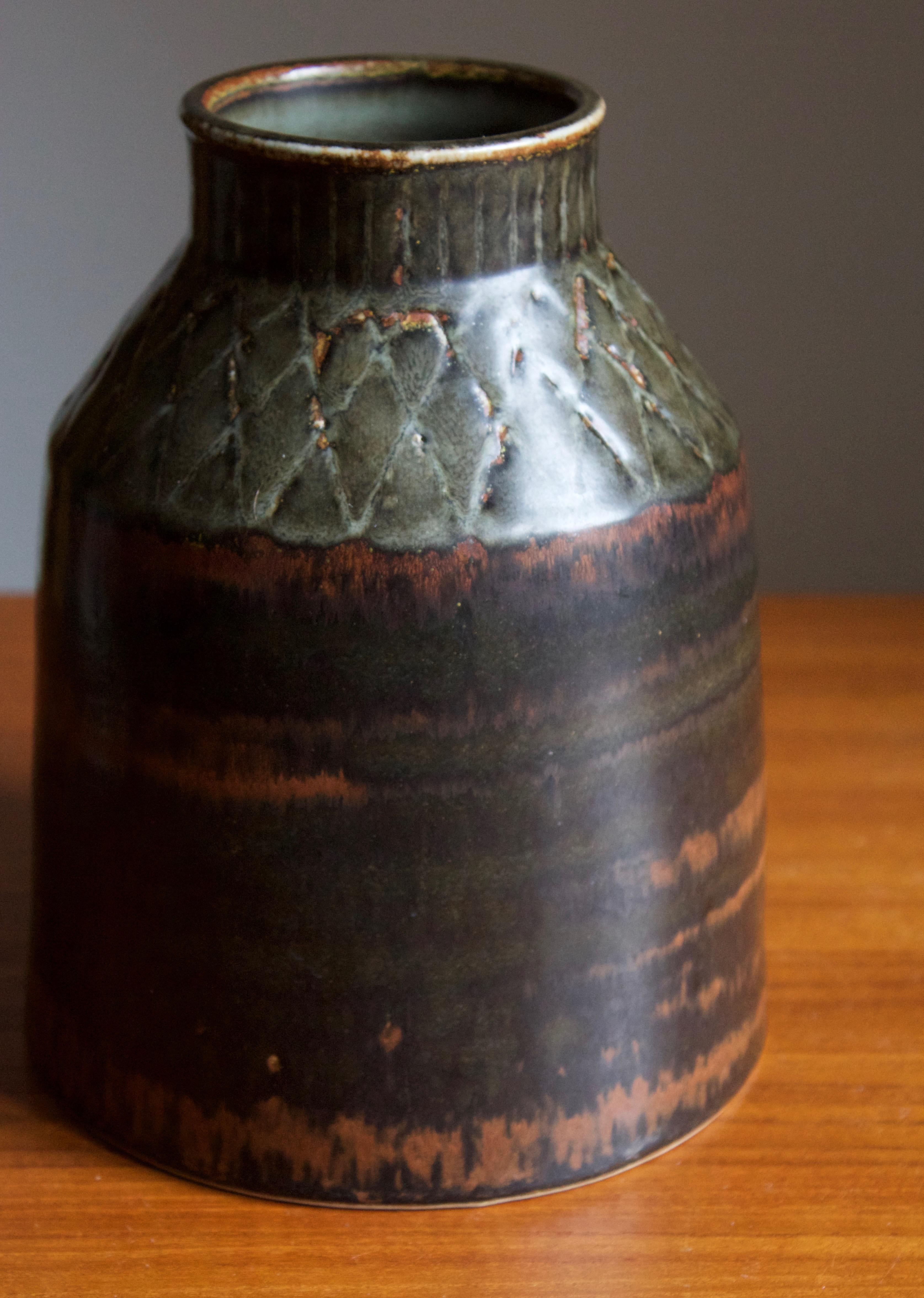 Carl-Harry Stålhane, Rare Stoneware Vase, Glazed Stoneware, Rörstrand, 1960s In Good Condition In High Point, NC