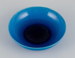 Carl Harry Stålhane, Rörstrand. Ceramic bowl in turquoise glaze. Mid-20th C.