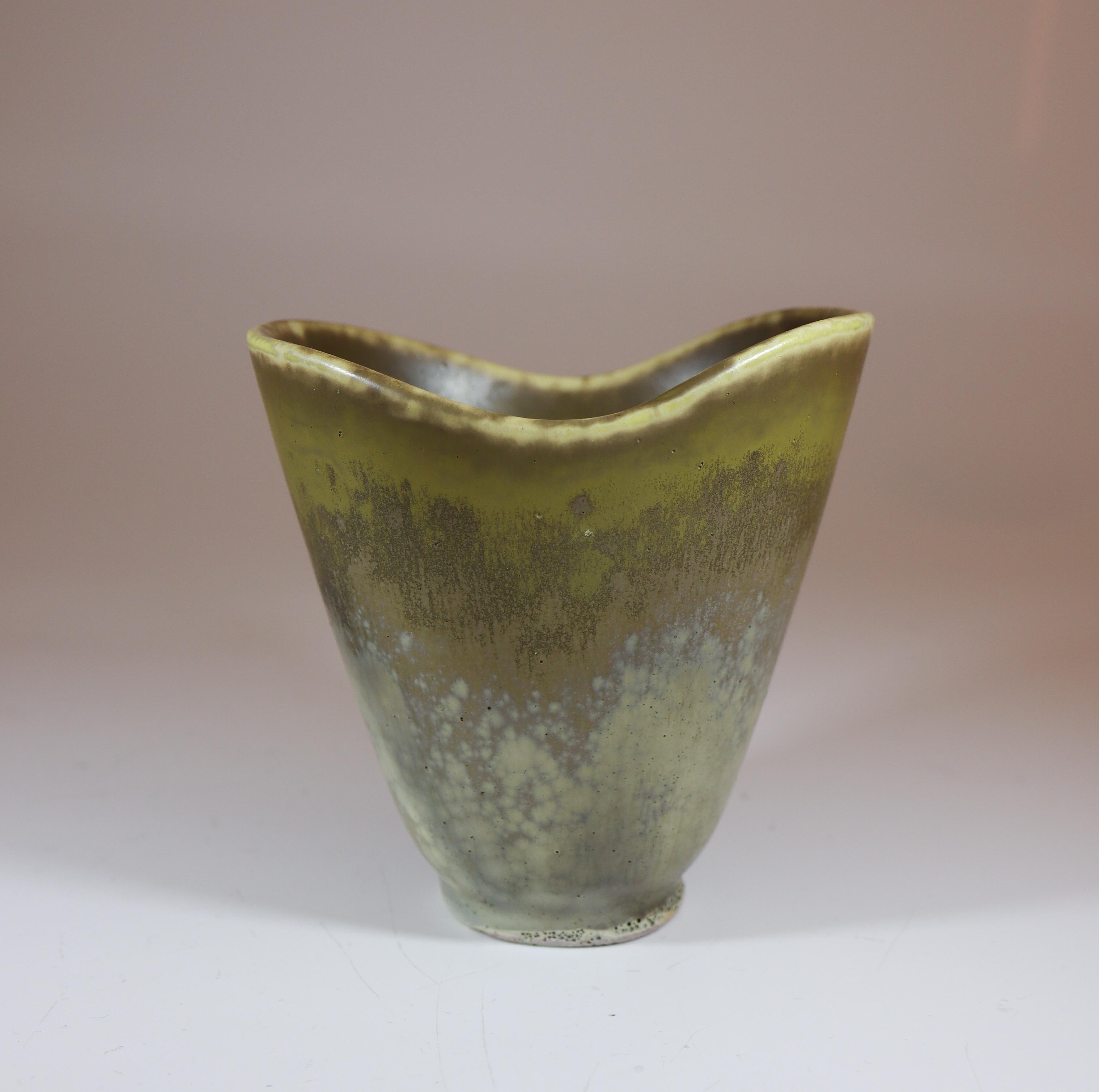 Grès porcellanato Carl-Harry Stålhane, Rörstrand, Vaso in gres grigio di metà secolo in vendita