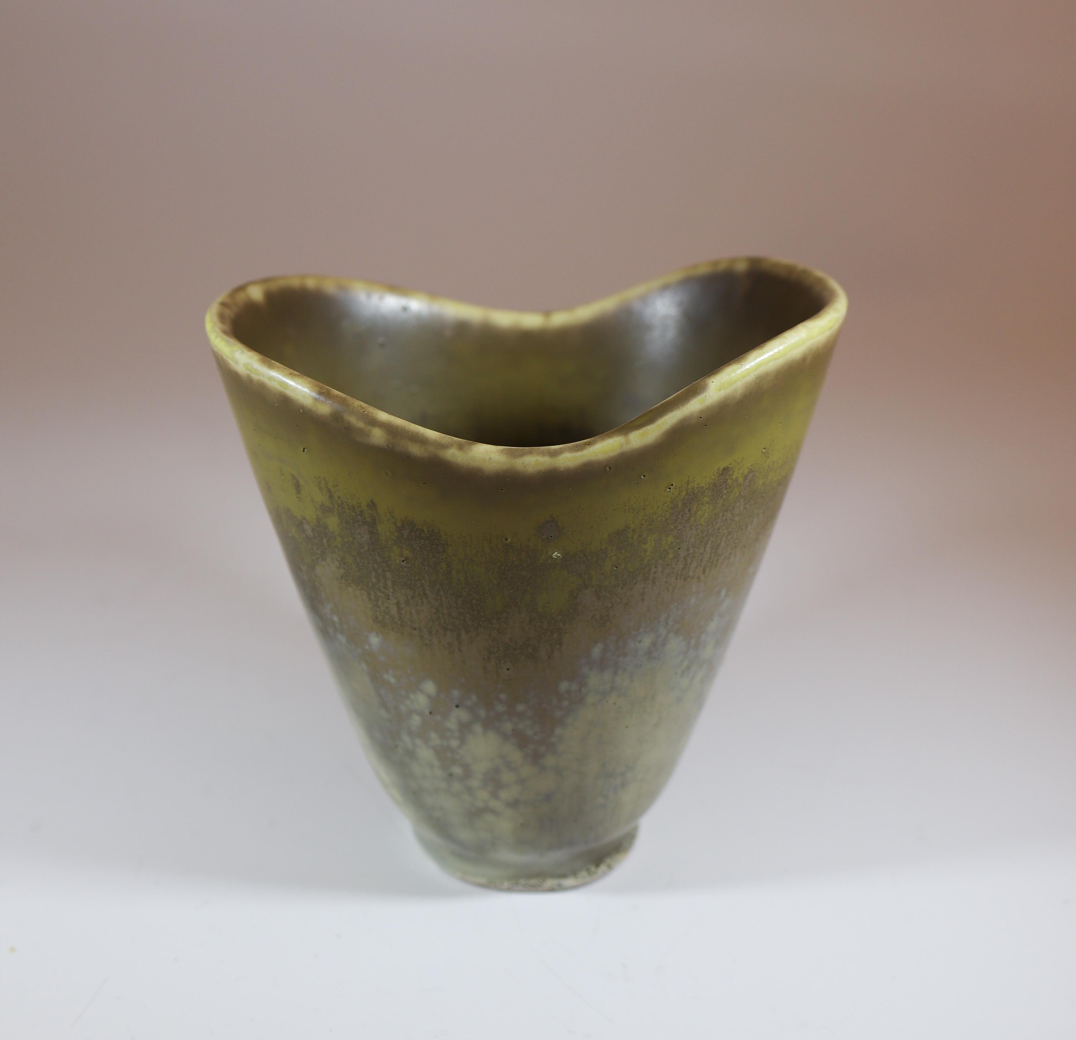 Carl-Harry Stålhane, Rörstrand, Vaso in gres grigio di metà secolo in vendita 1