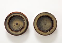 Carl-Harry Stålhane, Videopoche di Harris Potteries in ocra ruggine e blu, 1960