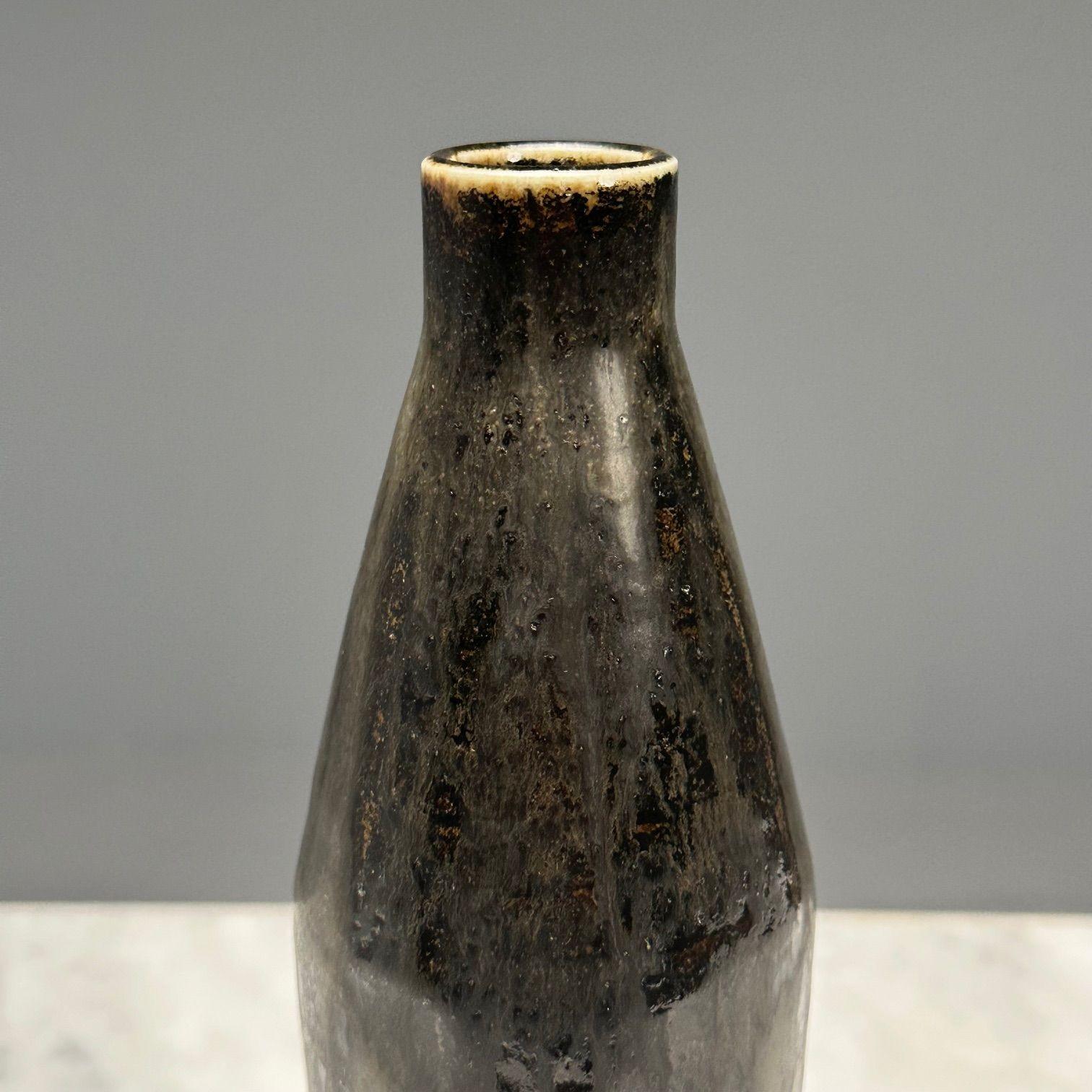 Carl-Harry Stalhane, Rörstrand, Vaso in gres grigio svedese della metà del secolo scorso In condizioni buone in vendita a Manhasset, NY