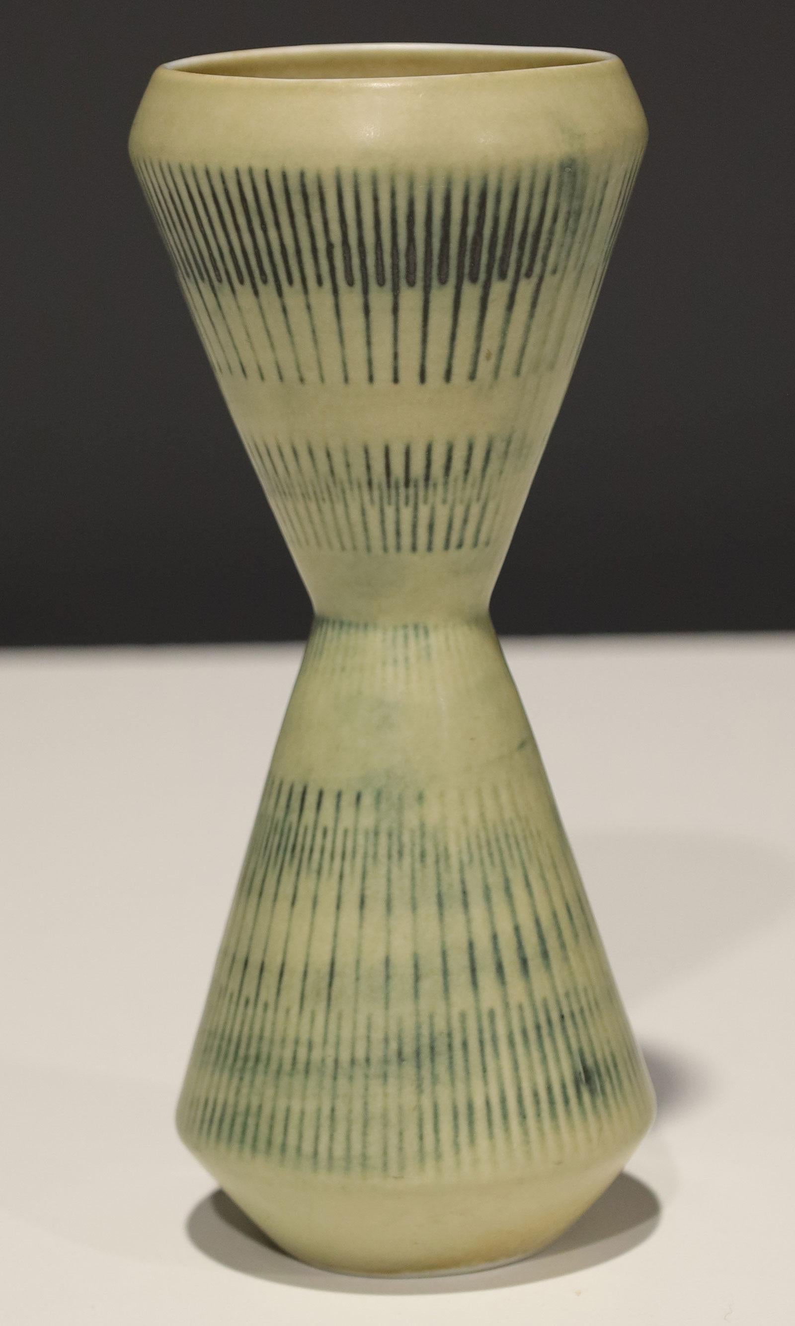 Mid-Century Modern Carl-Harry Stalhane Stoneware Vase for Rostrand, Sweden For Sale