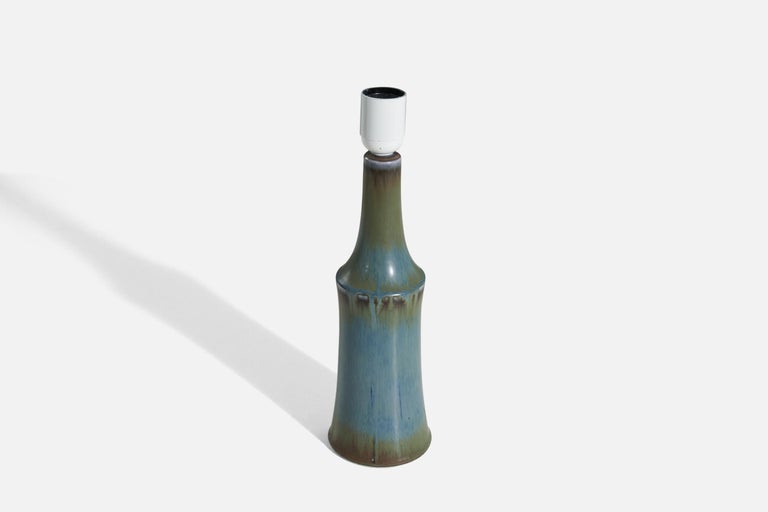 Carl-Harry Stålhane, Table Lamp, Blue-Glazed Stoneware, Sweden, C. 1960s In Good Condition For Sale In West Palm Beach, FL