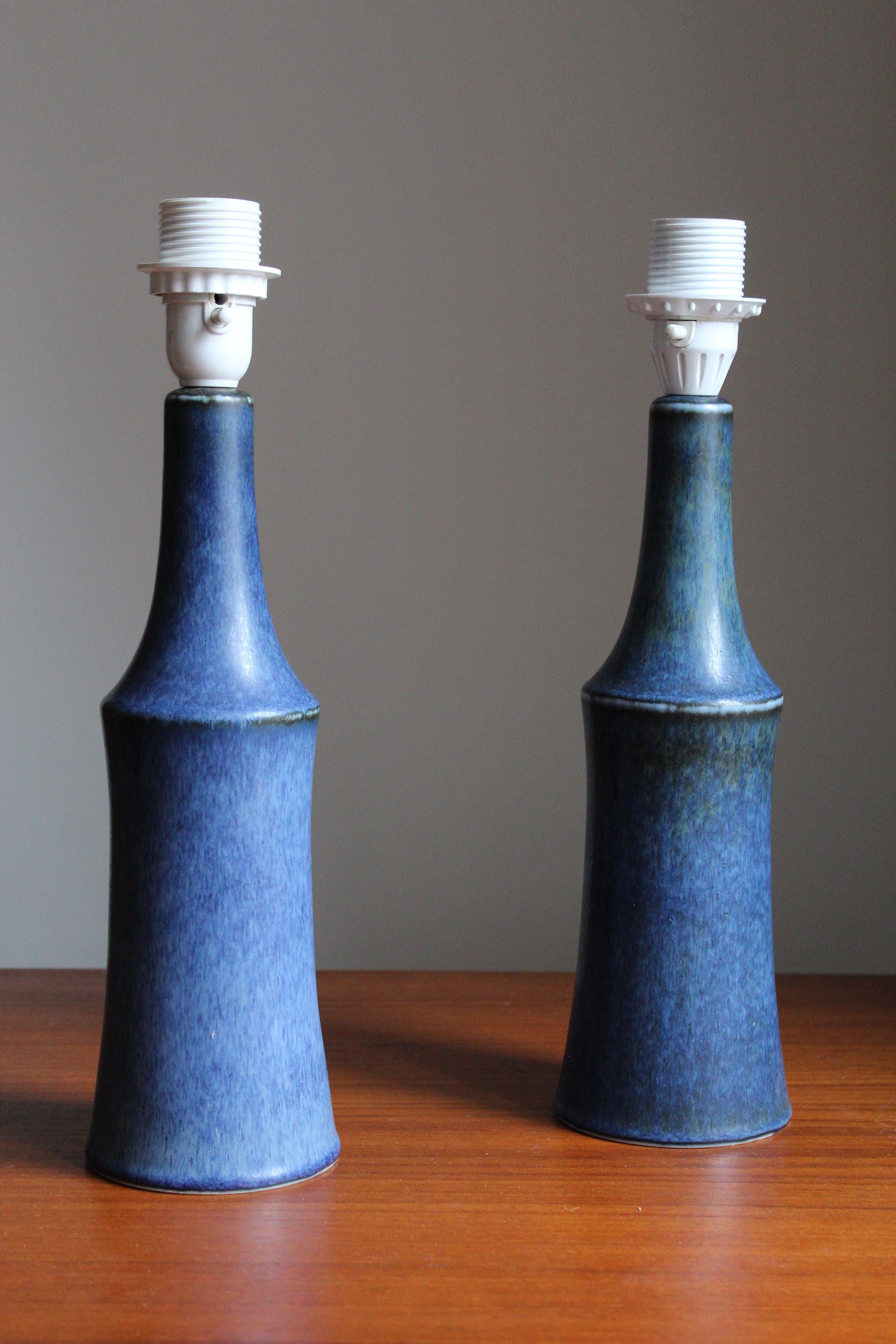 Carl-Harry Stålhane, Table Lamps, Blue Glazed Stoneware, Fabric, Rörstand, 1950s In Good Condition In High Point, NC