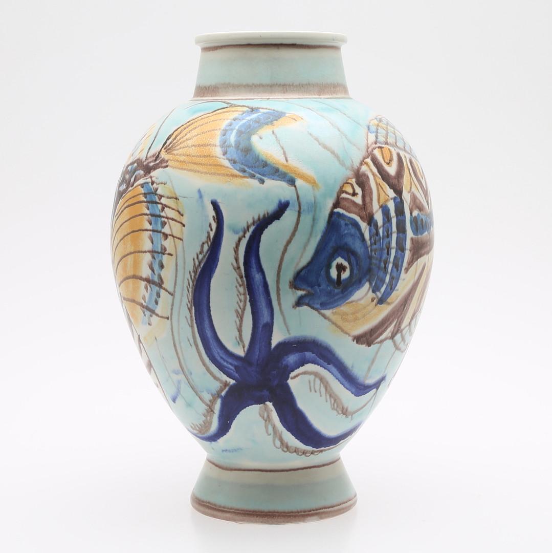 Carl_Harry Stålhane, unique hand decorated Scandinavian modern vase, executed by Rörstrand, signed and dated 1944. Starfish and fish motives. Perfect condition.