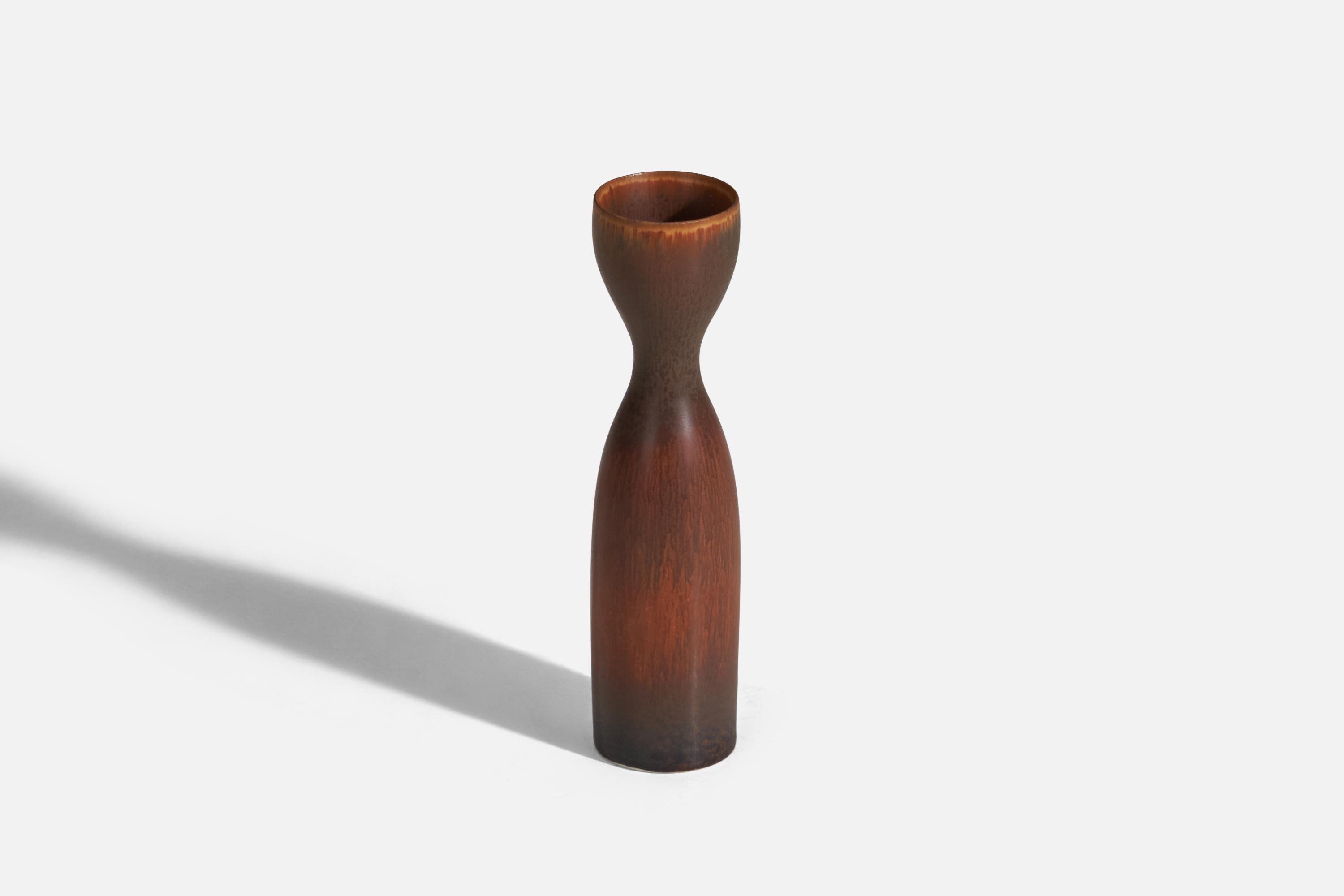 Swedish Carl-Harry Stålhane, Vase, Brown Glazed Stoneware, Rörstrand, Sweden, 1960s