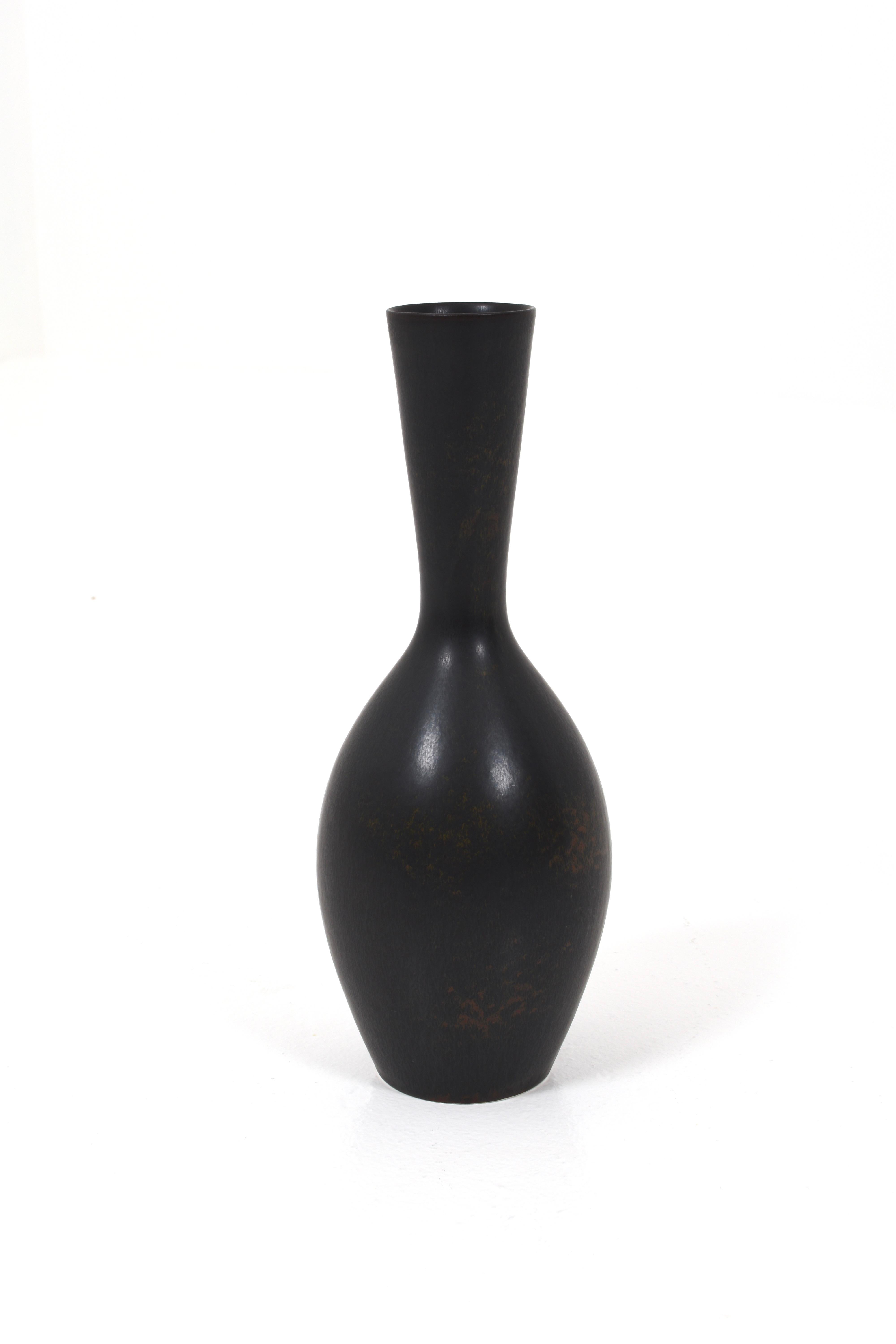 Milieu du XXe siècle Carl-Harry Stålhane, Vase, Grès émaillé, Rörstrand, Suède, années 1950 en vente