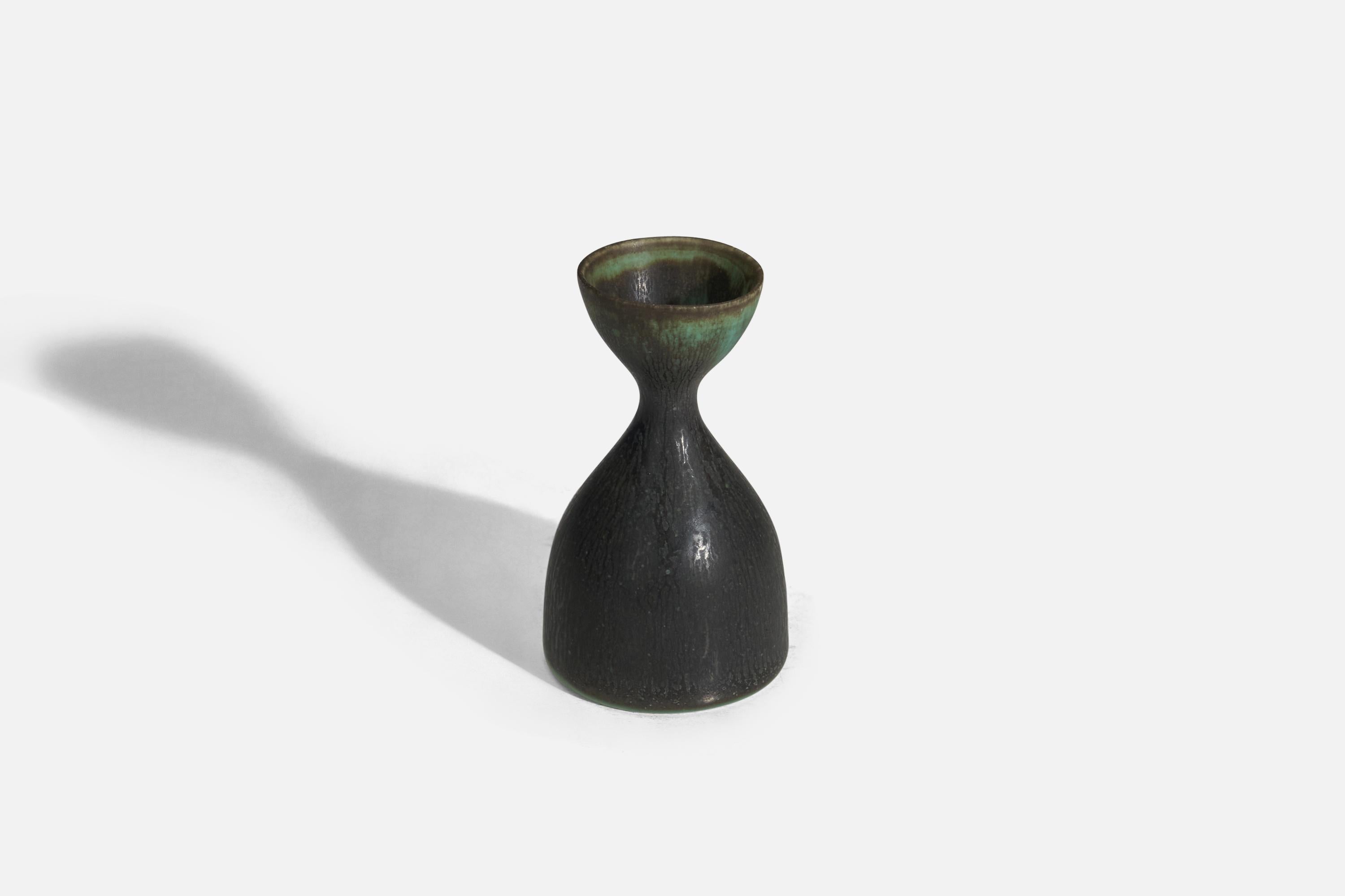 Scandinavian Modern Carl-Harry Stålhane, Vase, Glazed Stoneware, Rörstrand, Sweden, 1960s For Sale