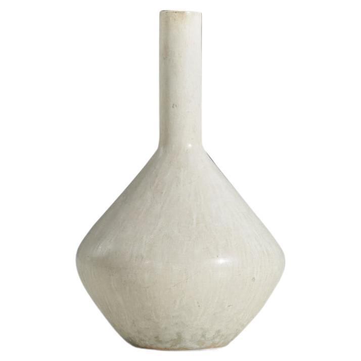 Carl-Harry Stålhane, Vase, White-Glazed Stoneware, Rörstrand, Sweden, 1960s For Sale