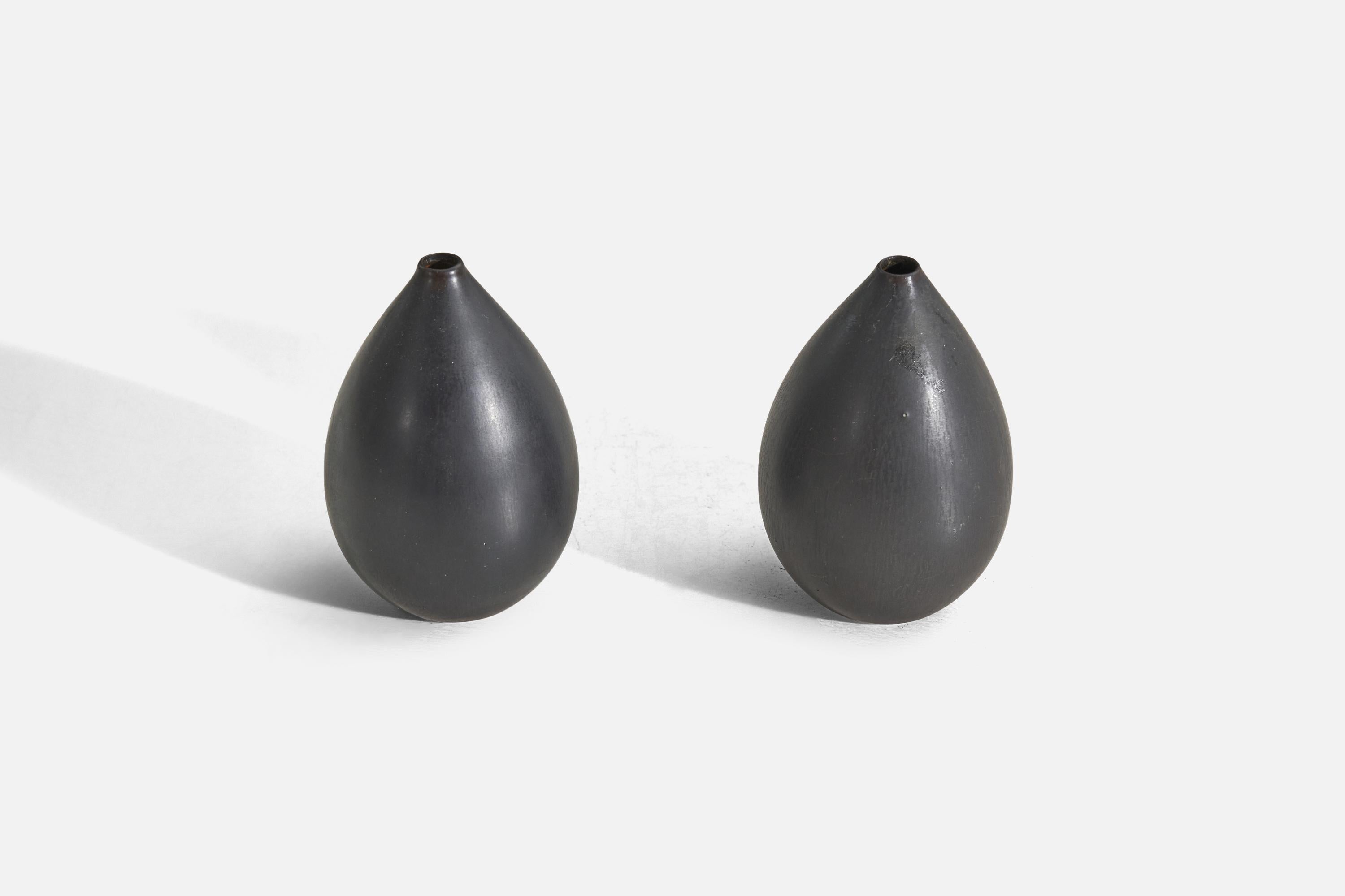 Swedish Carl-Harry Stålhane, Vases, Black-Glazed Stoneware, Rörstrand, Sweden, 1960s For Sale