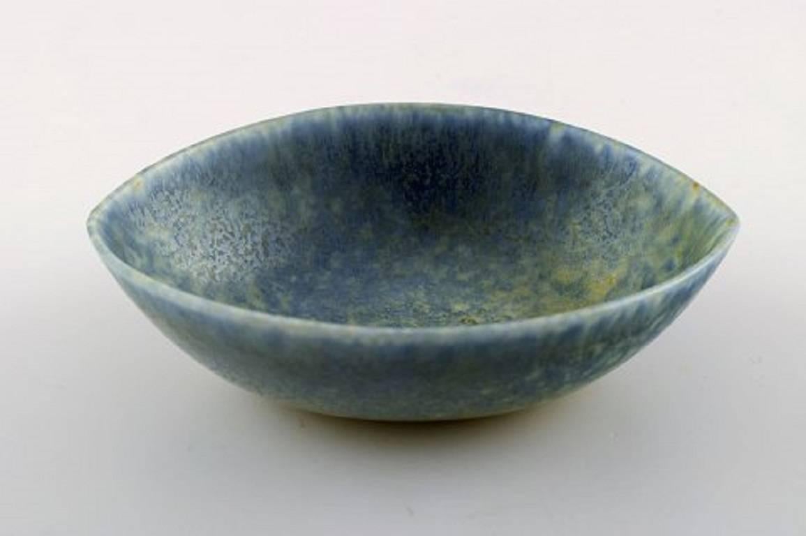 Carl-Harry Stålhane, Rörstrand / Rorstrand, bowl of stoneware.
Beautiful glaze.
Measures: Length 14 cm, width 10.5 cm, height 5 cm.
In perfect condition, second assortment.