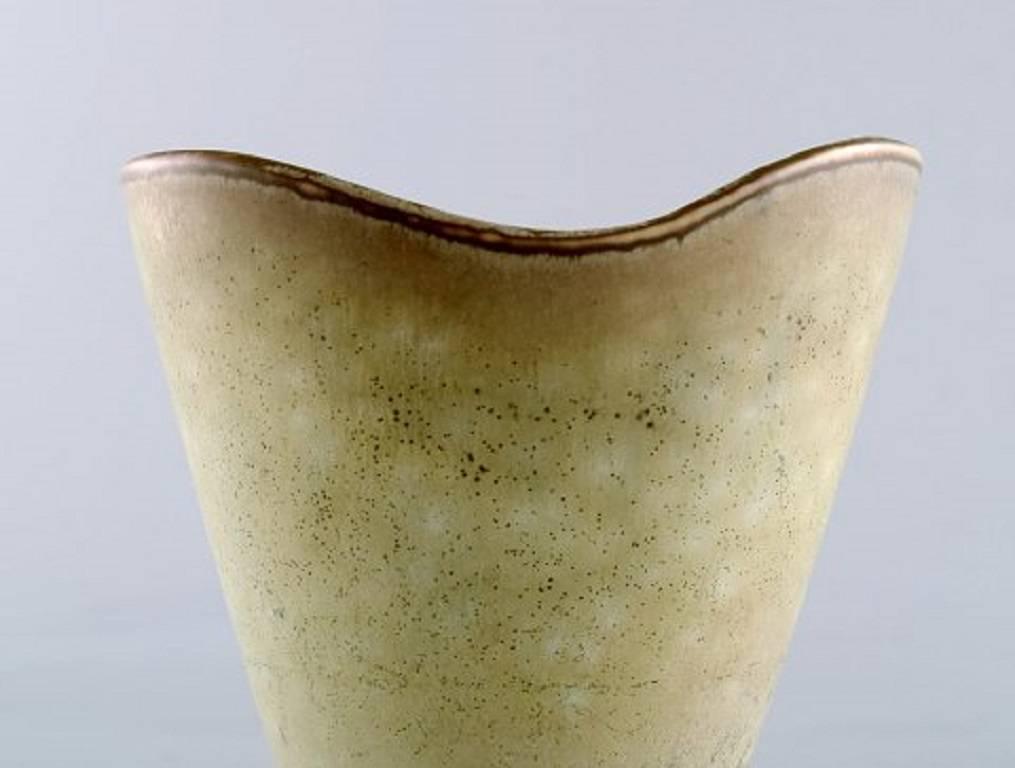 Carl Harry Stålhane, Rörstrand Stoneware Vase In Excellent Condition For Sale In Copenhagen, DK