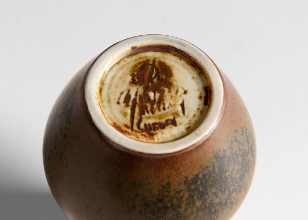 Svedese Carl-Henry Stalhane, Vaso smaltato marrone, Svezia, anni '60 in vendita