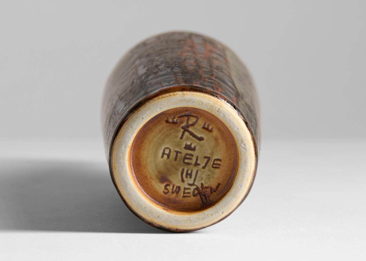 Svedese Carl-Henry Stalhane, Vaso smaltato marrone scuro, Svezia, anni '60 in vendita