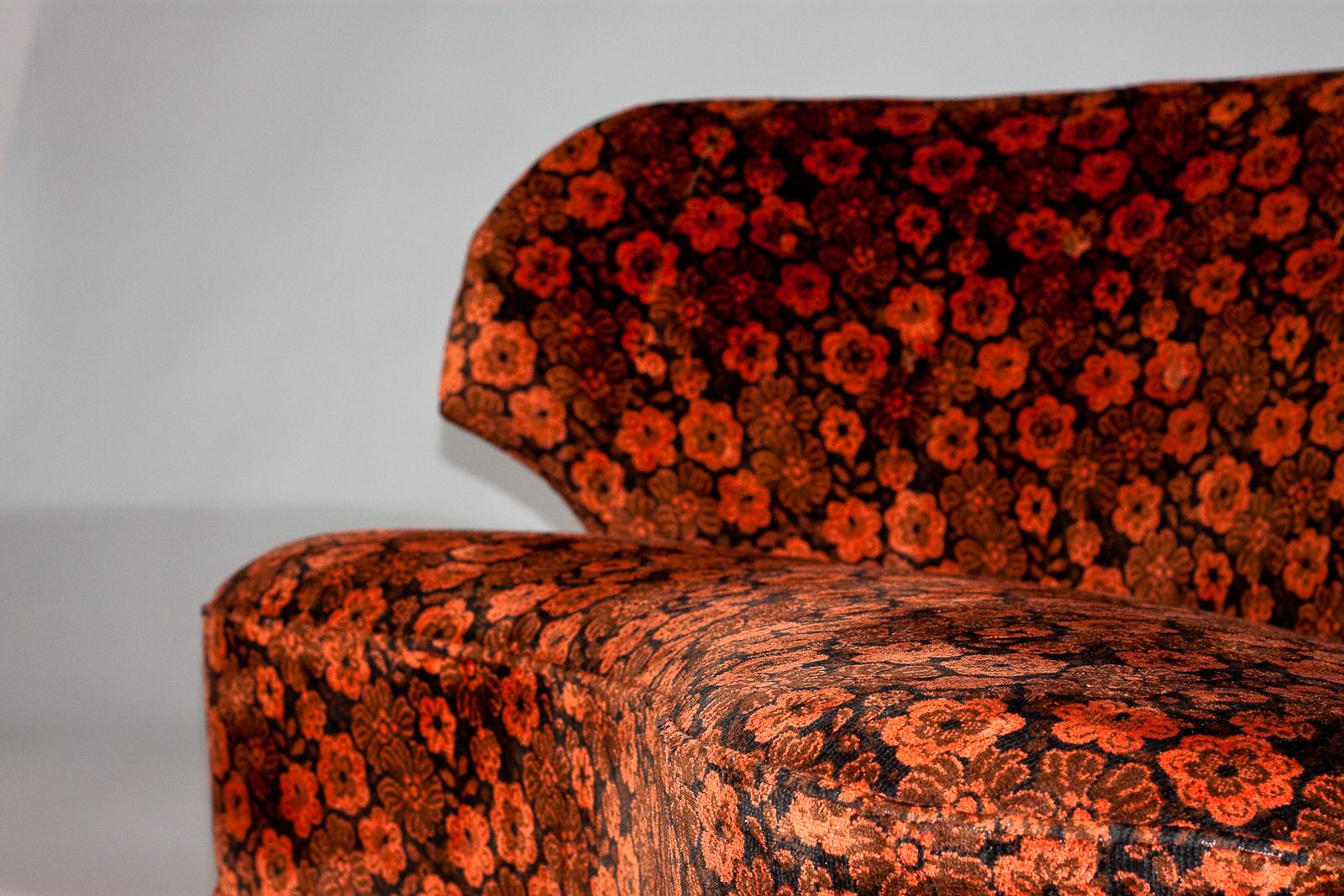 Scandinavian Modern Carl-Johan Boman, Finnish 1940's curved sofa for Boman Oy For Sale