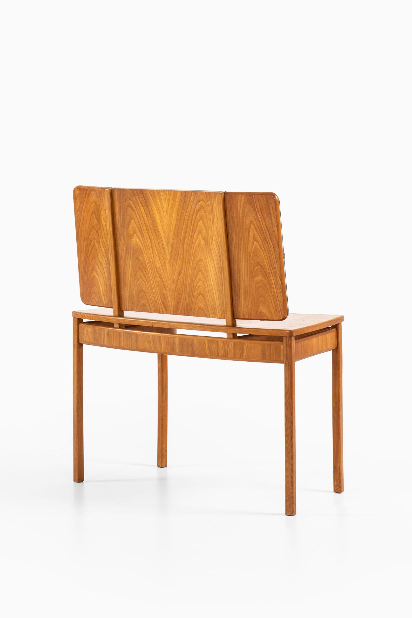 Mid-20th Century Carl-Johan Boman Vanity Produced by Boman Oy in Finland For Sale