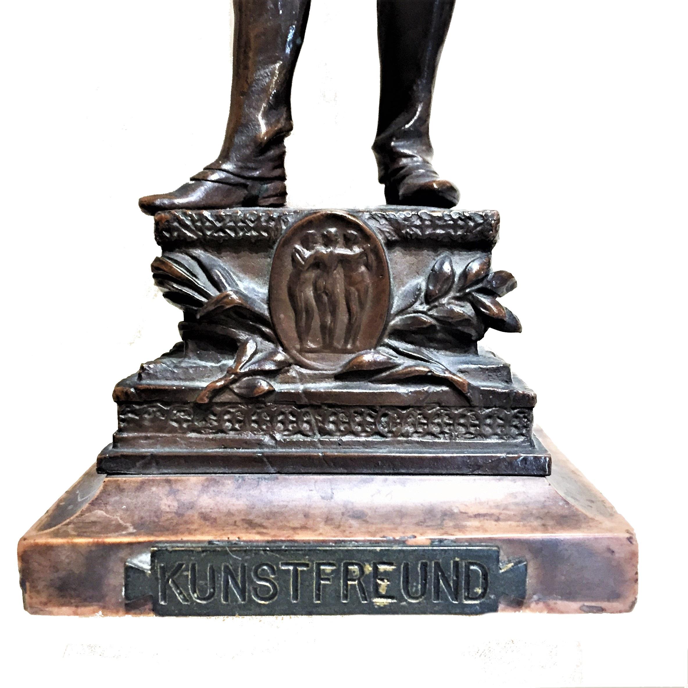 Carl Kauba, ratón de biblioteca y experto en arte, pareja de esculturas de bronce, hacia 1910 en venta 3