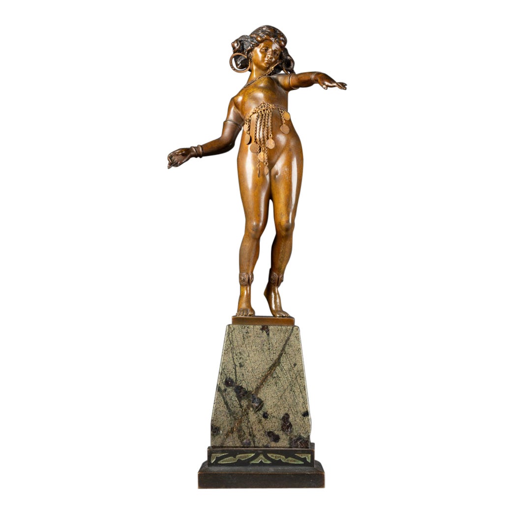 Carl Kauba : "Bailarina oriental", escultura de bronce patinado C.1890 en venta