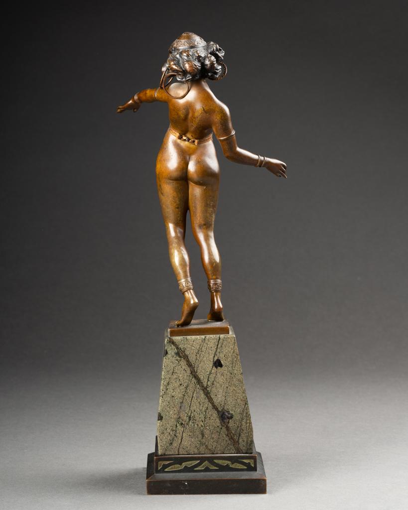 Patinated Carl Kauba : 