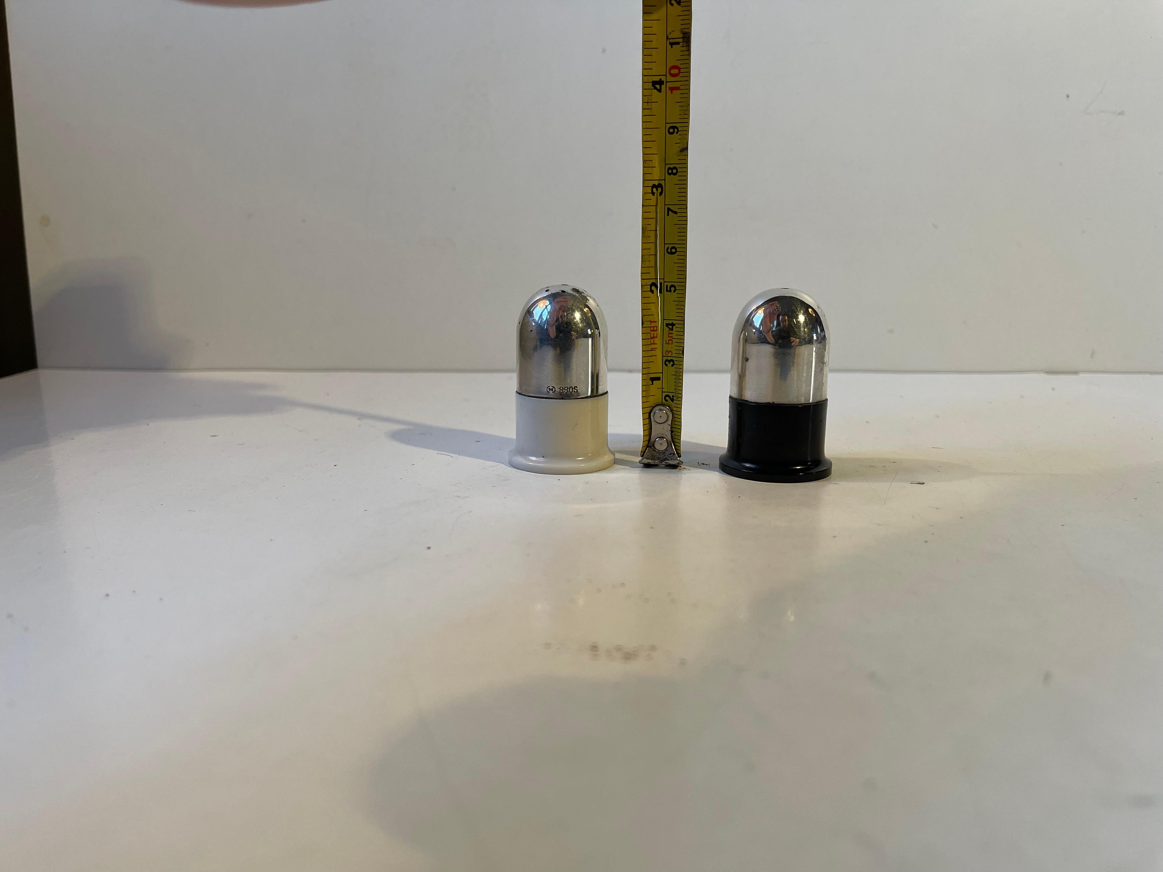 Mid-20th Century Carl M. Cohr 1930s Salt & Pepper Robots in Silver & Bakelite For Sale