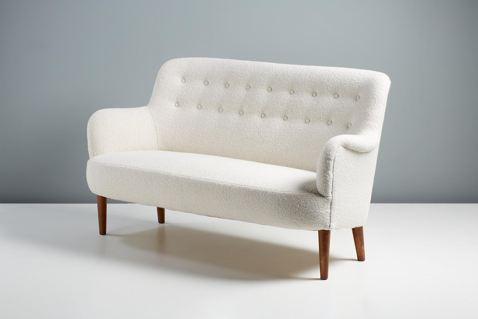 Carl Malmsten 1950s Sofa in Boucle Fabric For Sale 2