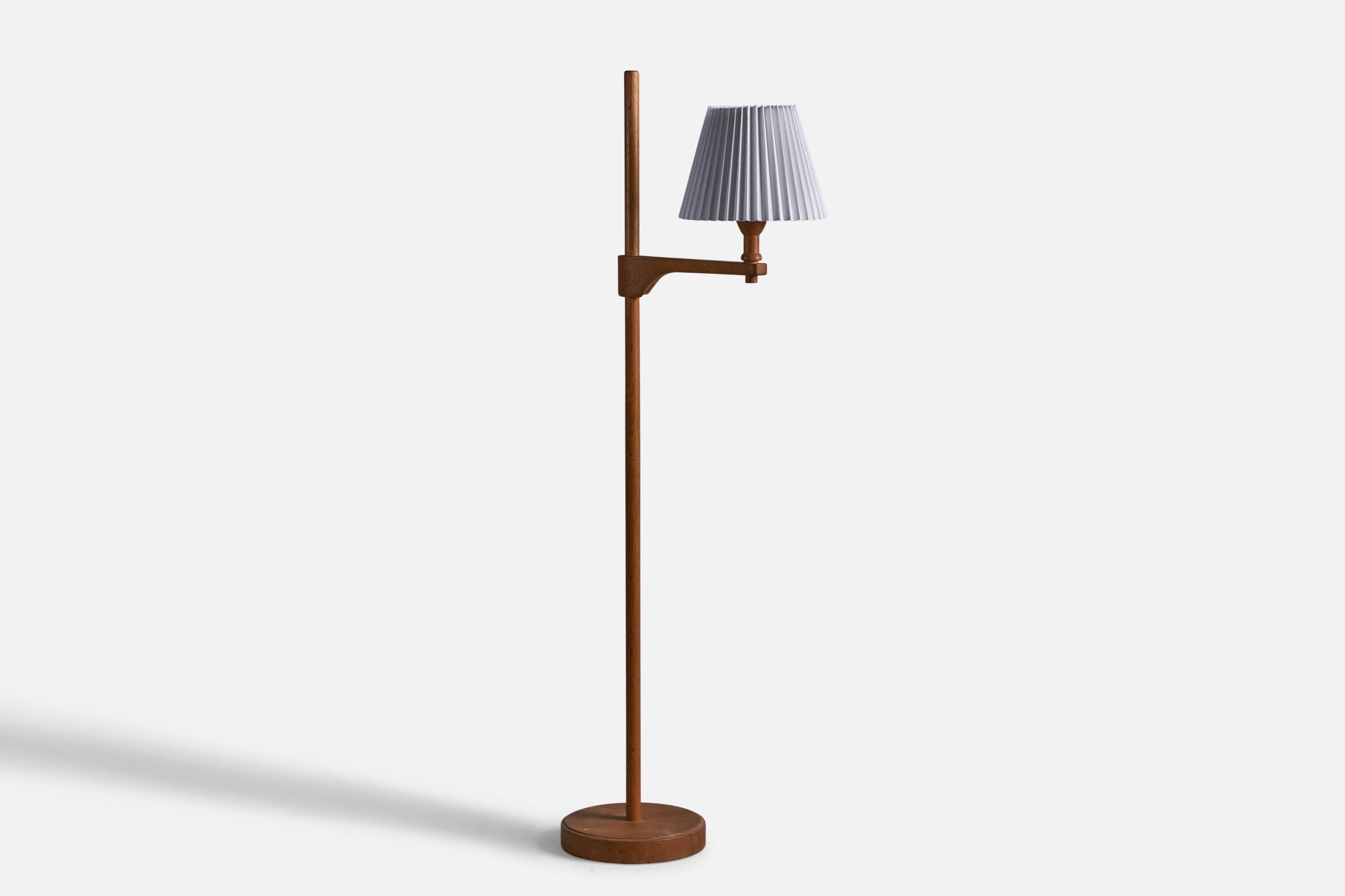 Mid-Century Modern Carl Malmsten, Adjustable Floor Lamp, Pine, Paper, Sweden, 1950s