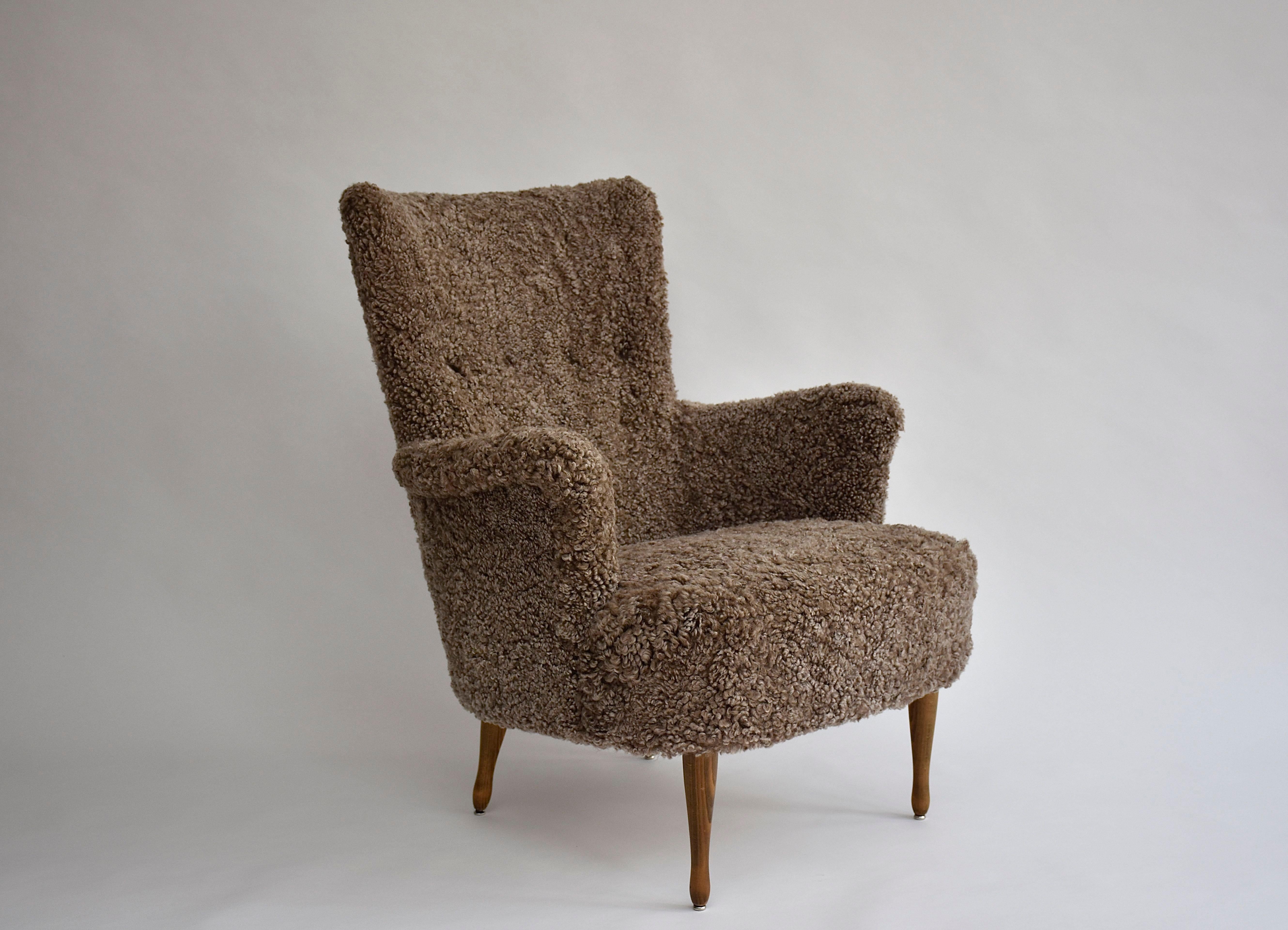 20th Century Carl Malmsten armchair 'Stora Furulid' in sheepskin for O.H.Sjögren ca. 1950 For Sale