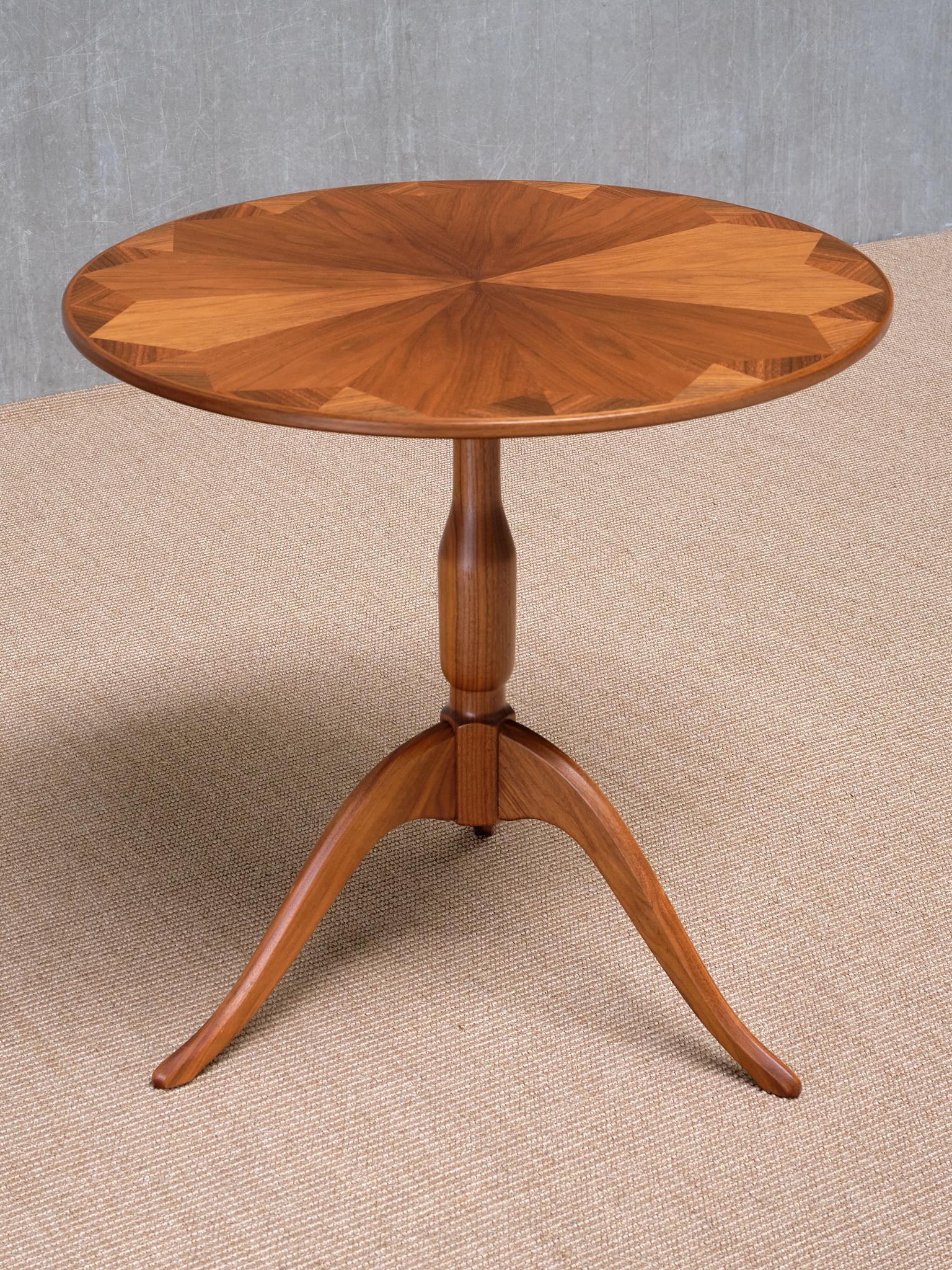 Carl Malmsten 'Båstad' Side Table in Mahogany, Erik Johansson, Sweden For Sale 2
