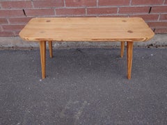 Carl Malmsten Bench Model No Produit par Svensk Fur en Suède dans les années 50