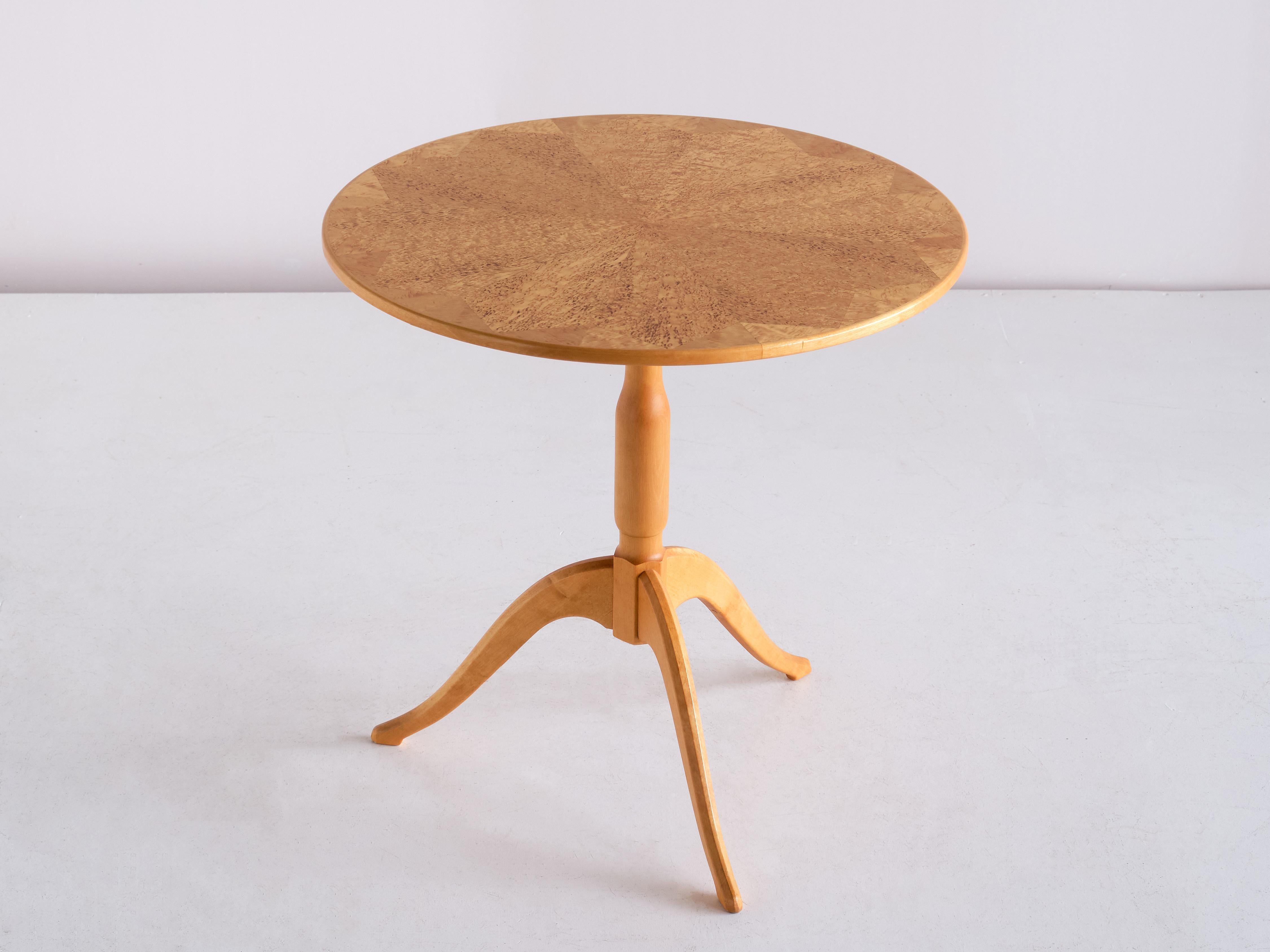 Swedish Carl Malmsten 'Berg' Three Legged Side Table in Masur Birch, Sweden, 1950s